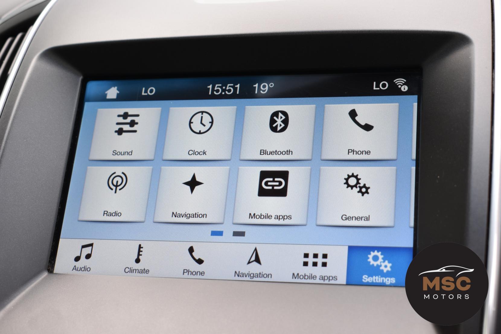 Ford Edge view 59