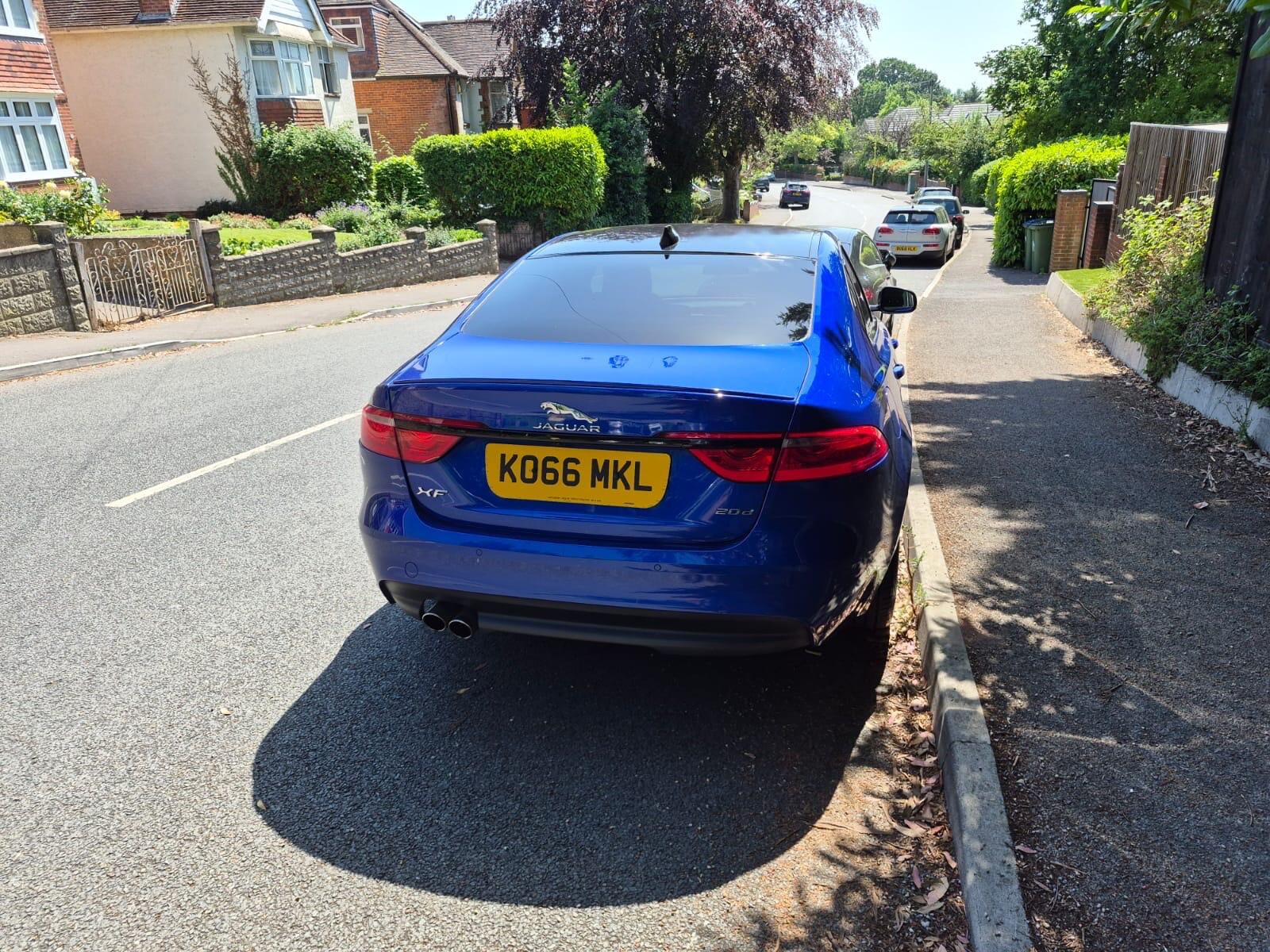 Jaguar XF view 5