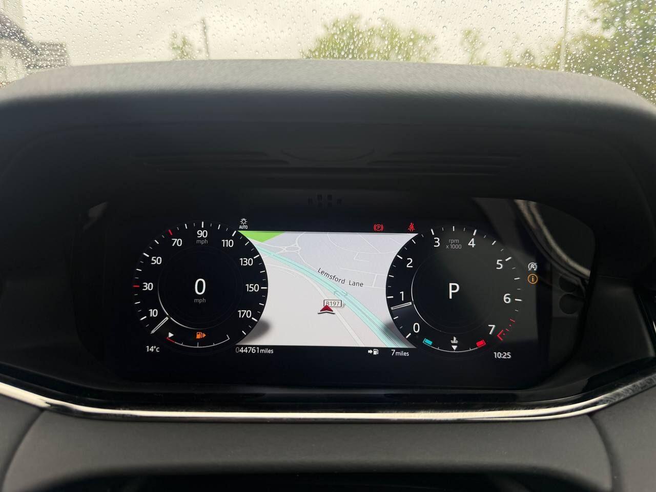 Land Rover Range Rover Evoque view 42