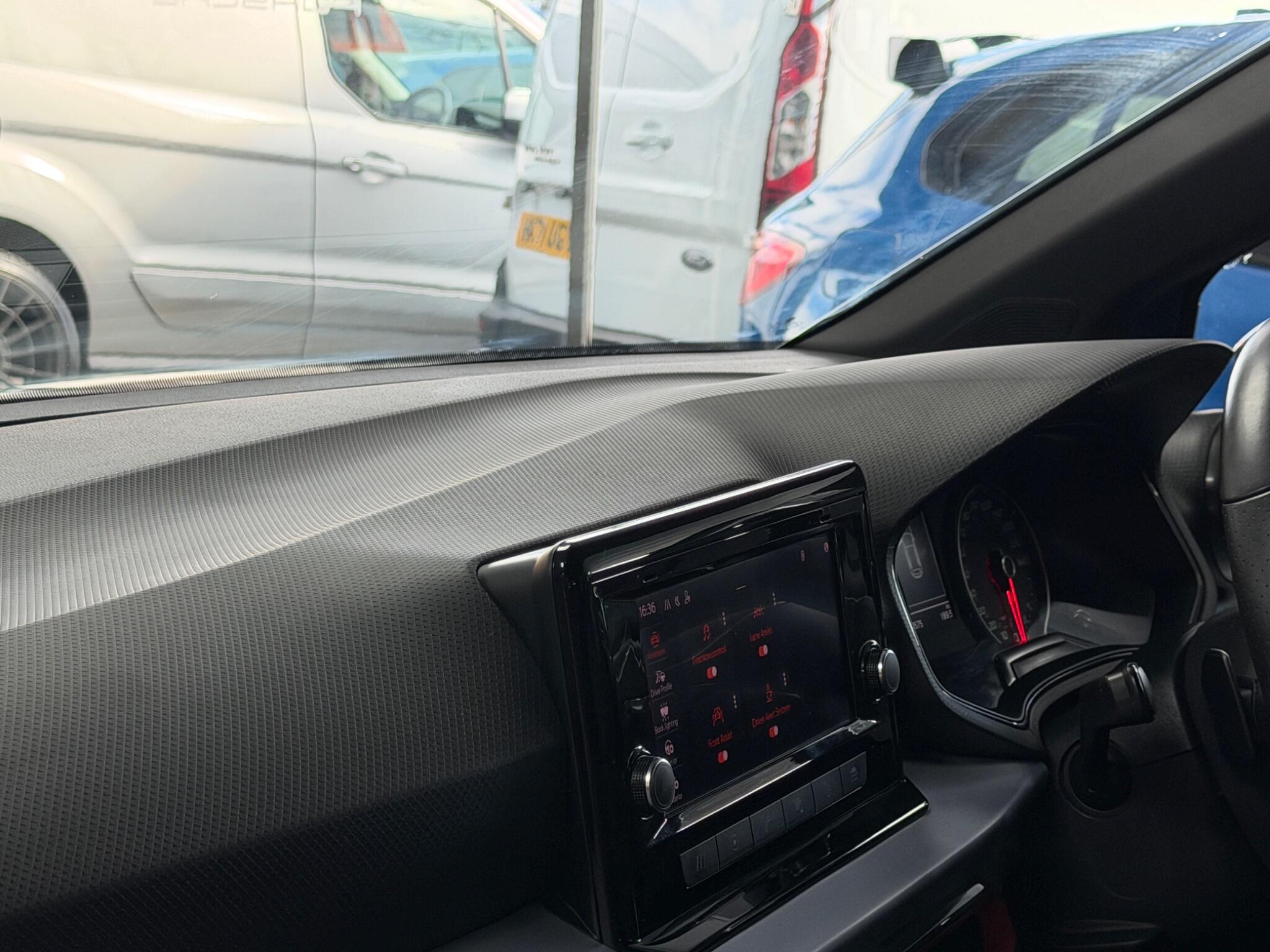 Seat Arona view 24