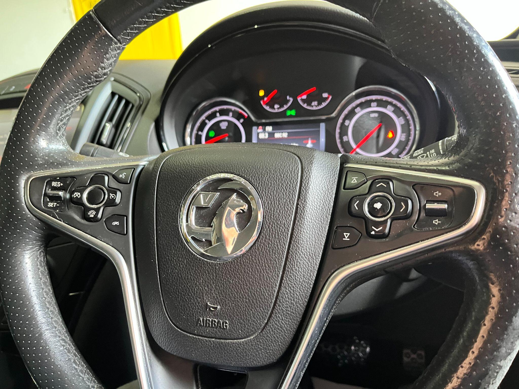 Vauxhall Insignia view 21