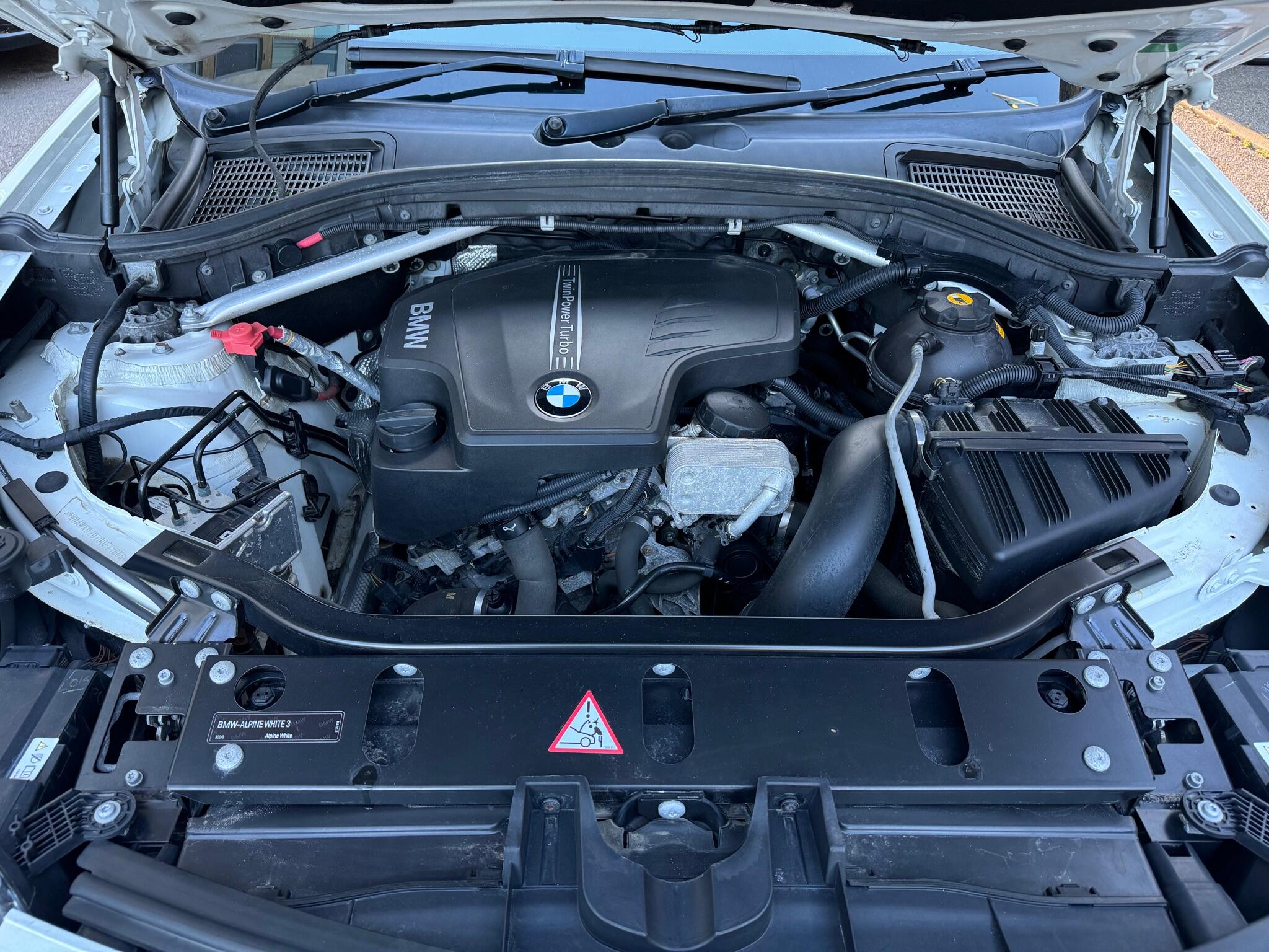 BMW X3 view 26