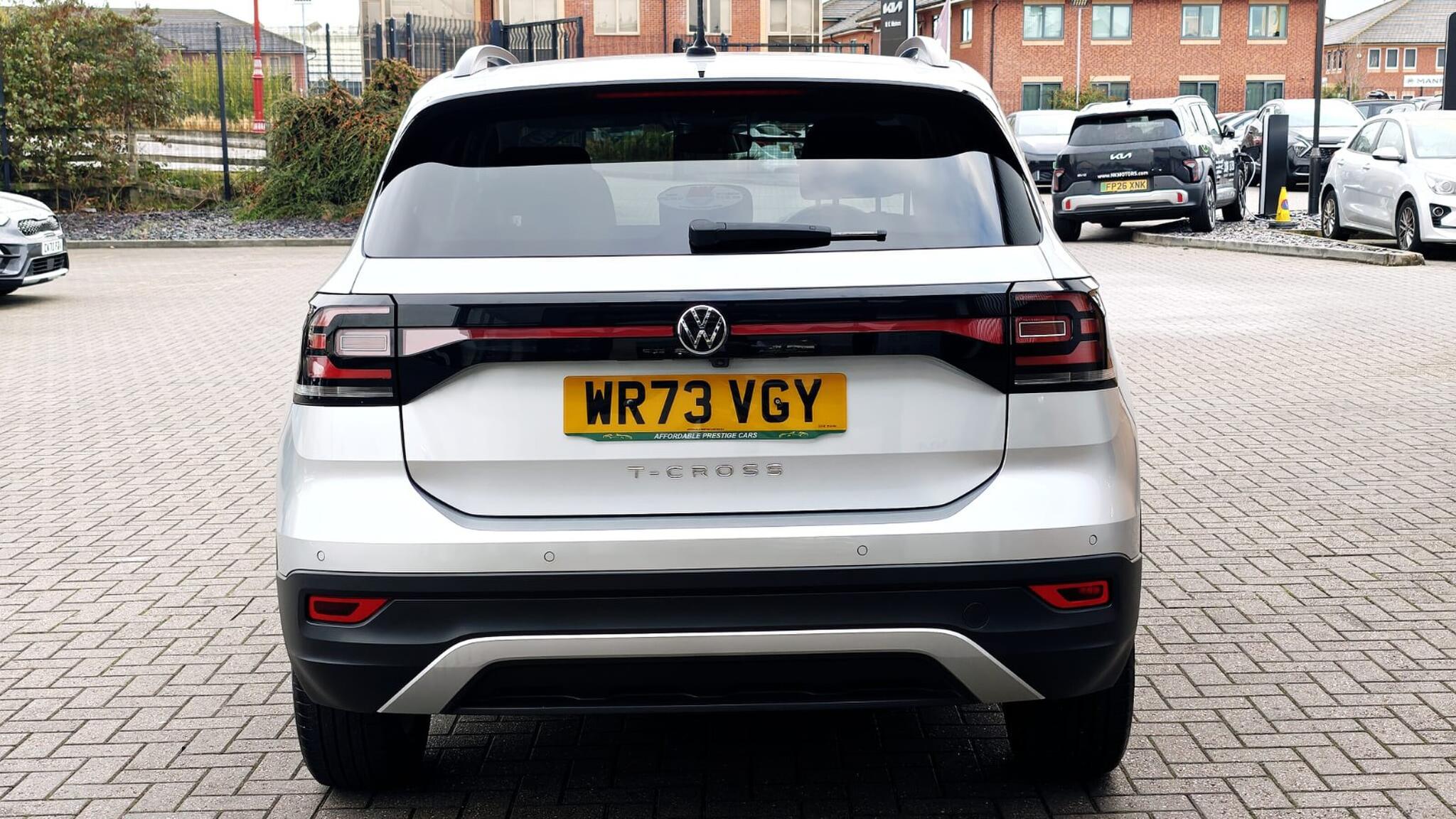 Volkswagen T-Cross view 6