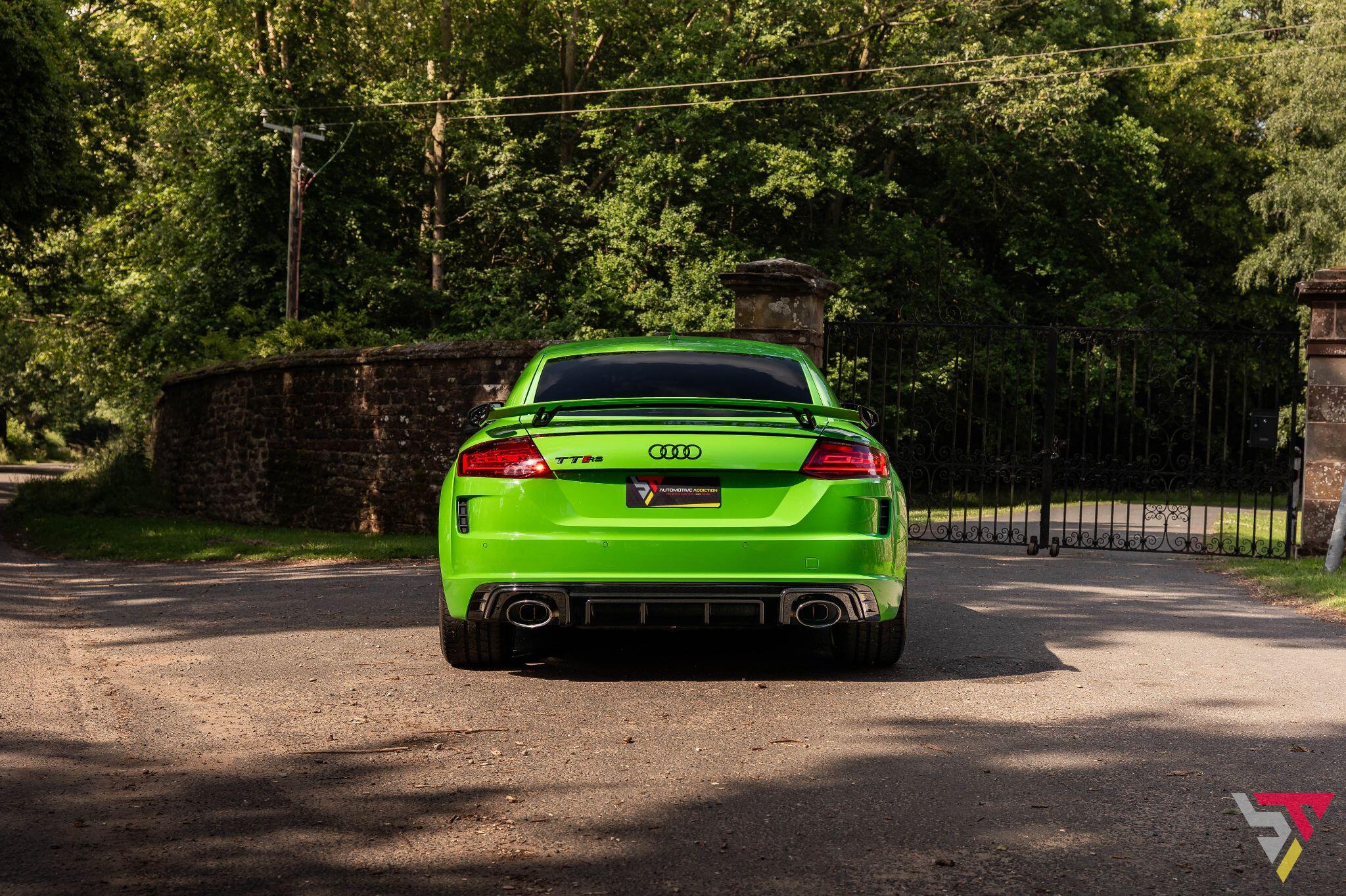 Audi TT RS view 10