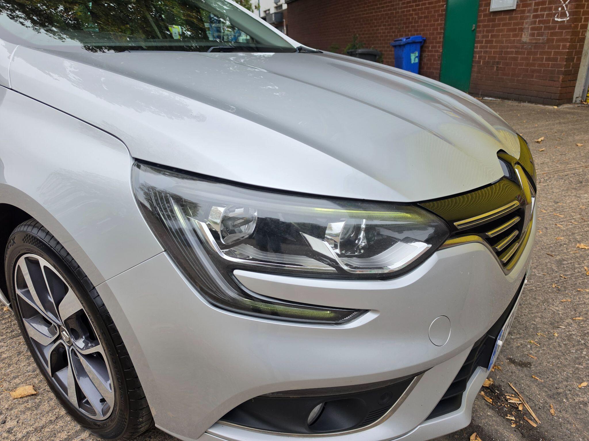 Renault Megane view 9