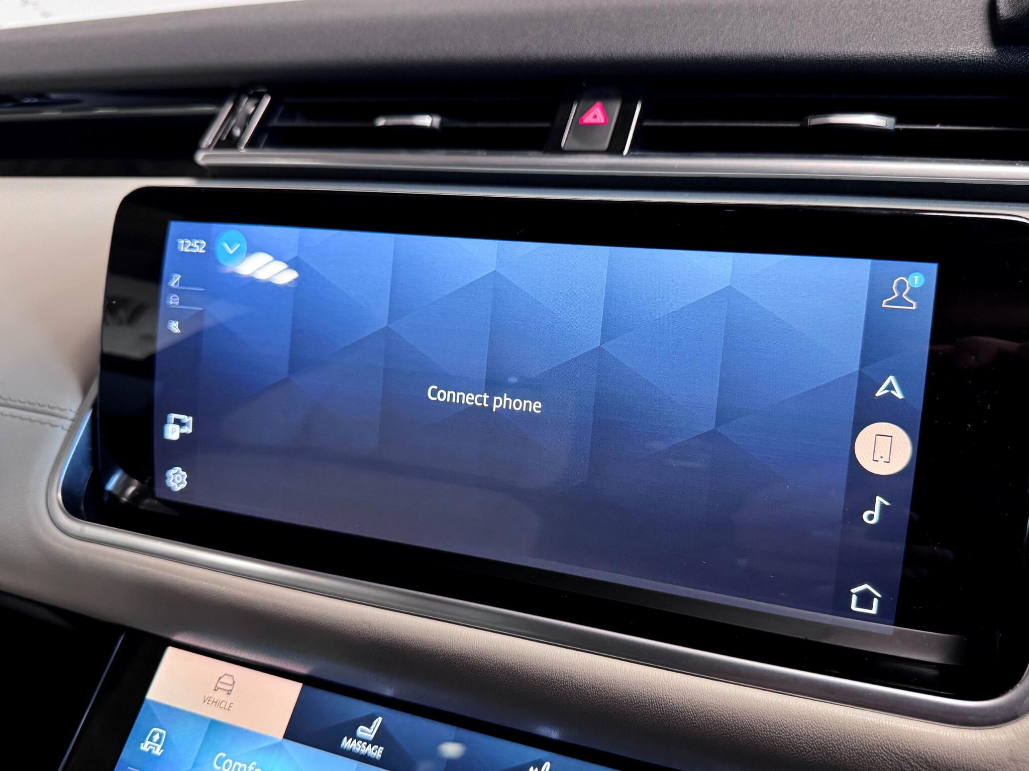 Land Rover Range Rover Velar view 47