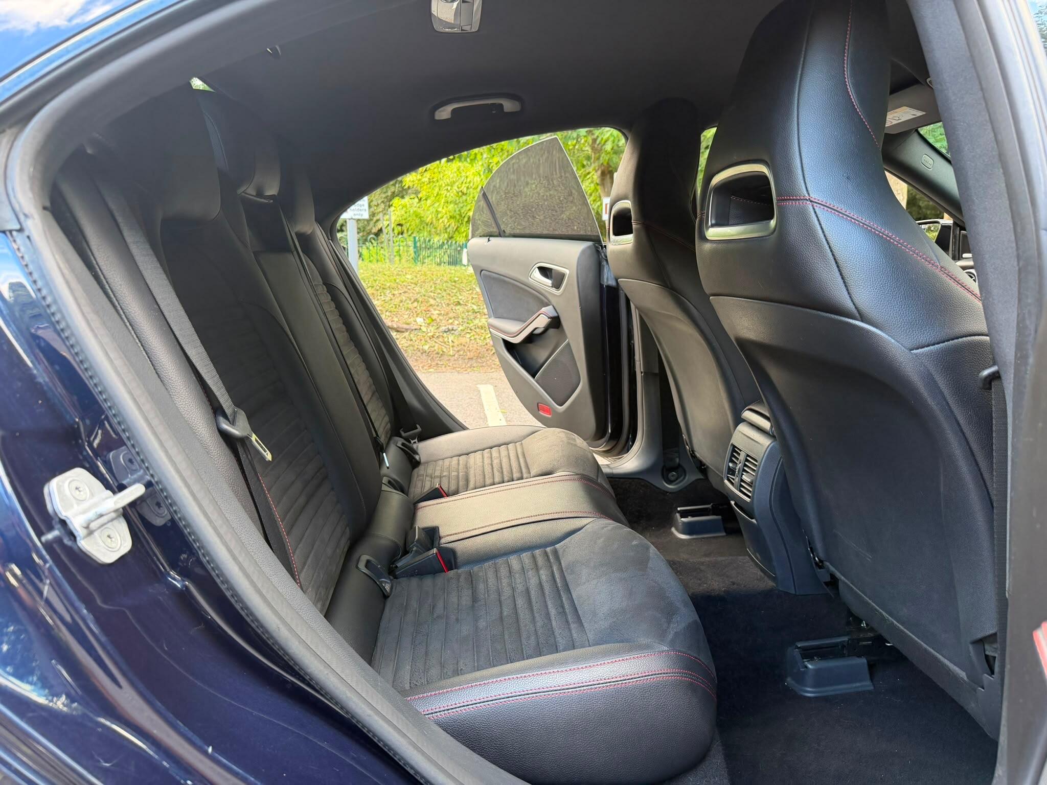 Mercedes-Benz Cla view 20