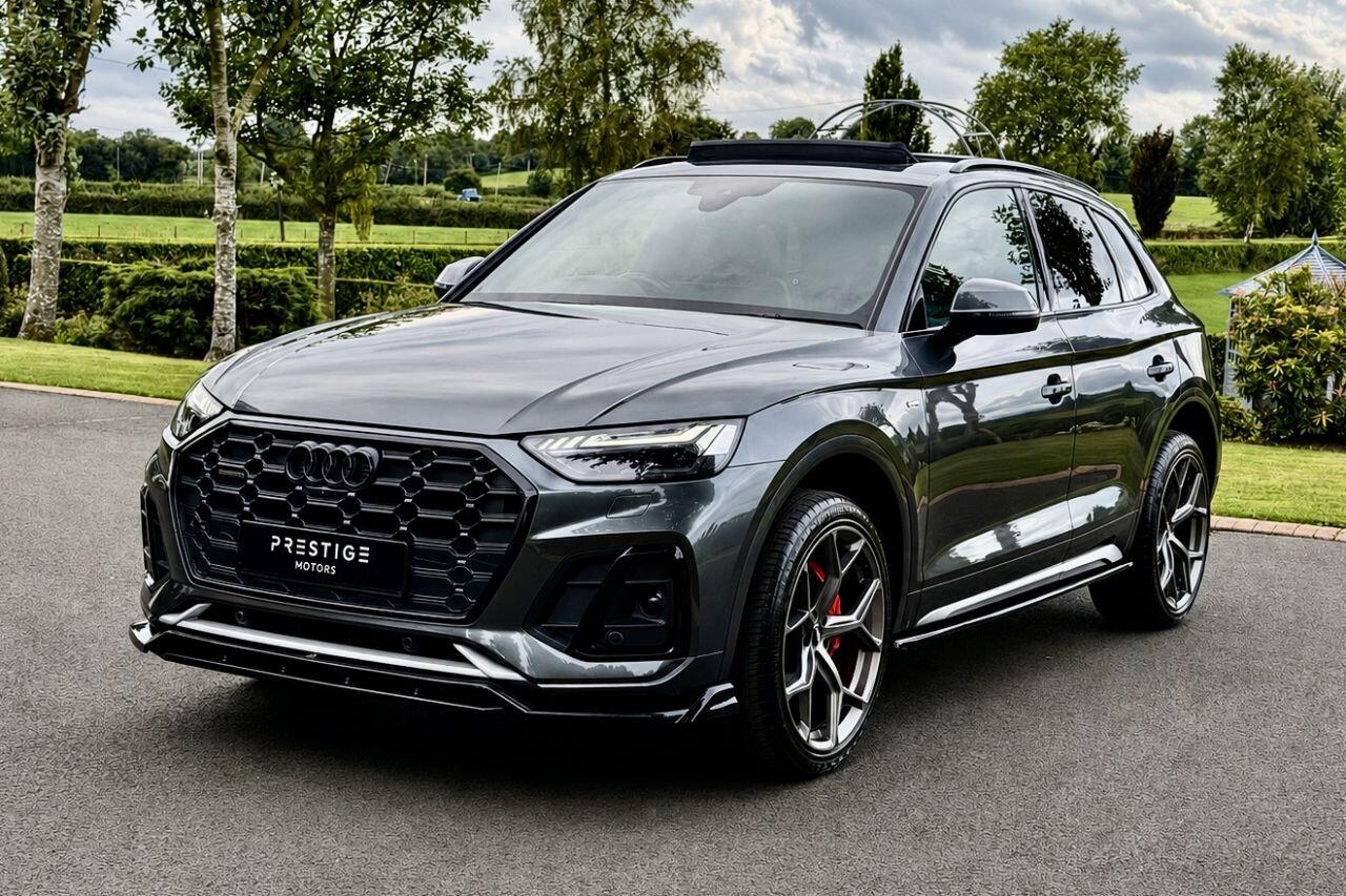 Audi Q5 view 3