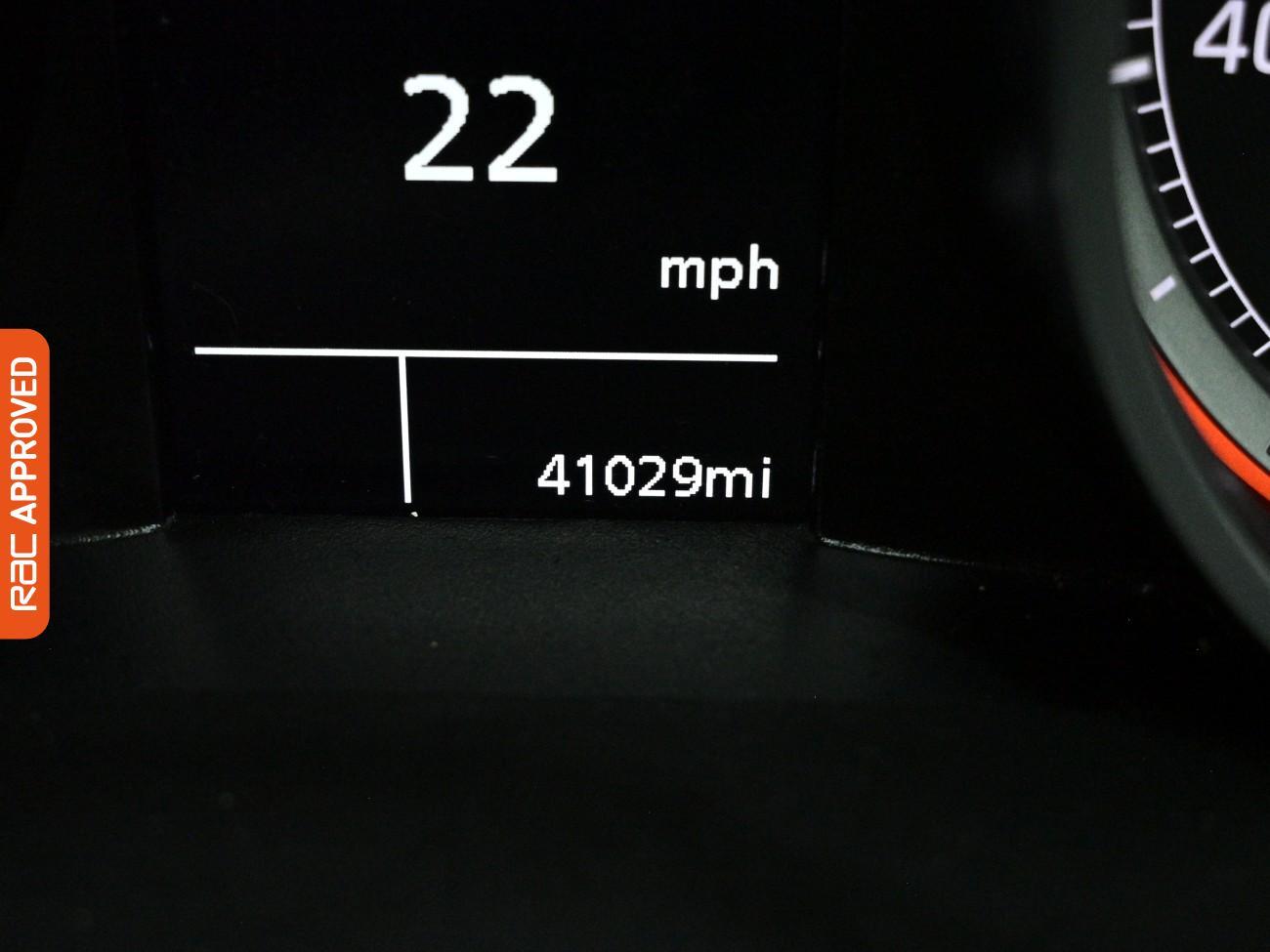 Suzuki Swift view 11