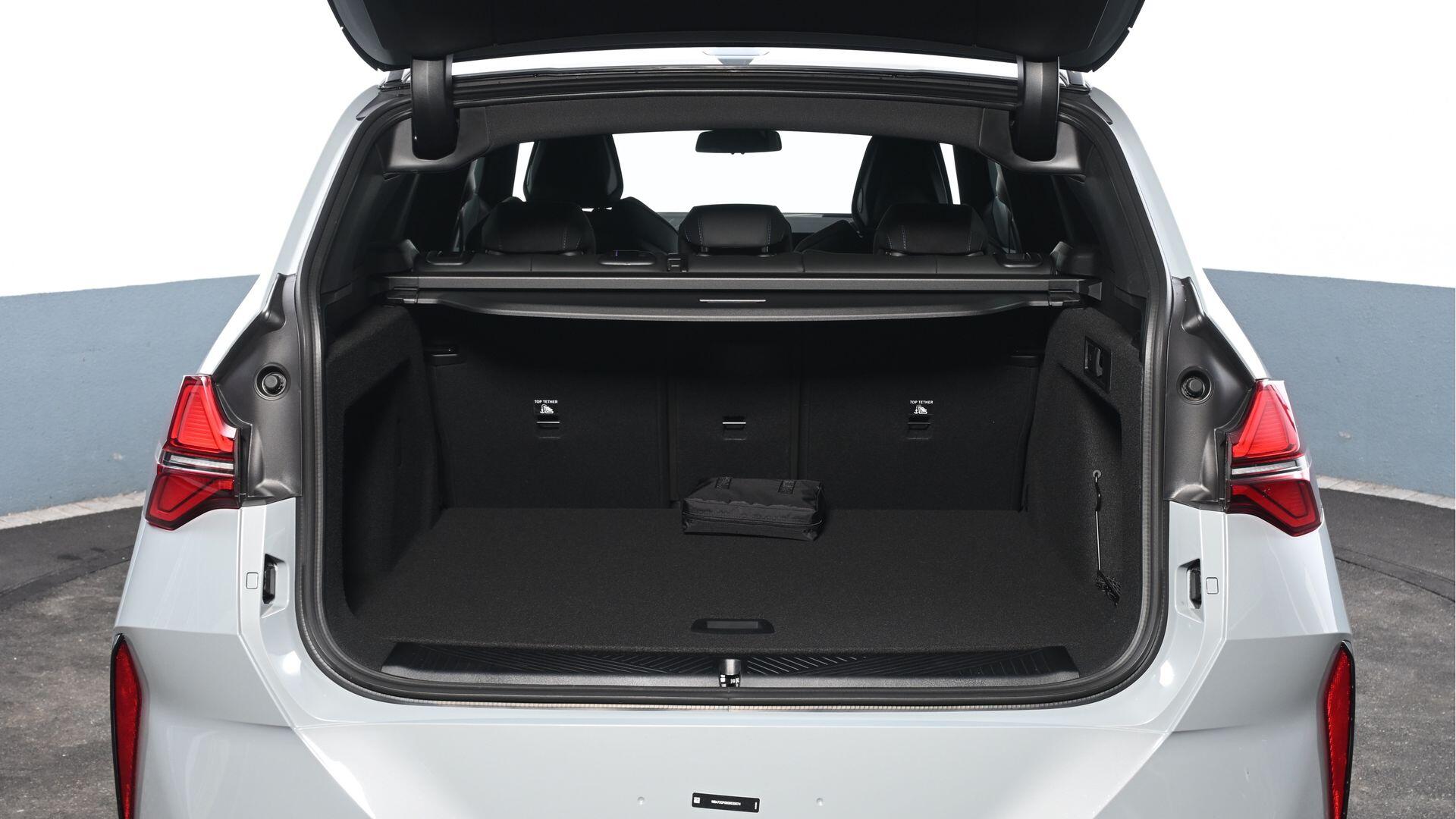 BMW X3 view 13