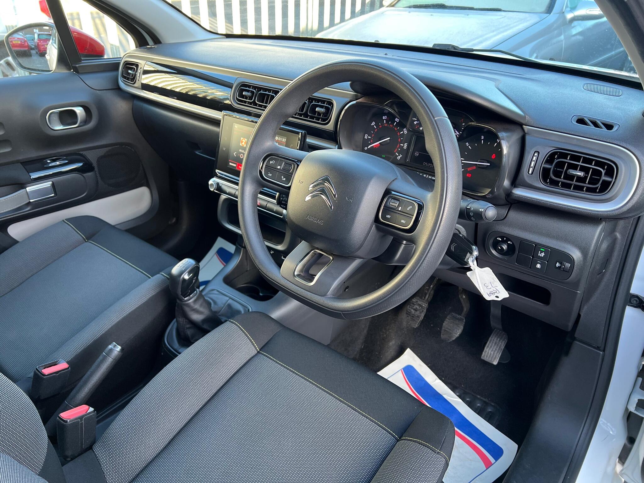 2017 Citroen C3 1.2 PureTech Feel Euro 6 5dr • 52,000 miles image 2