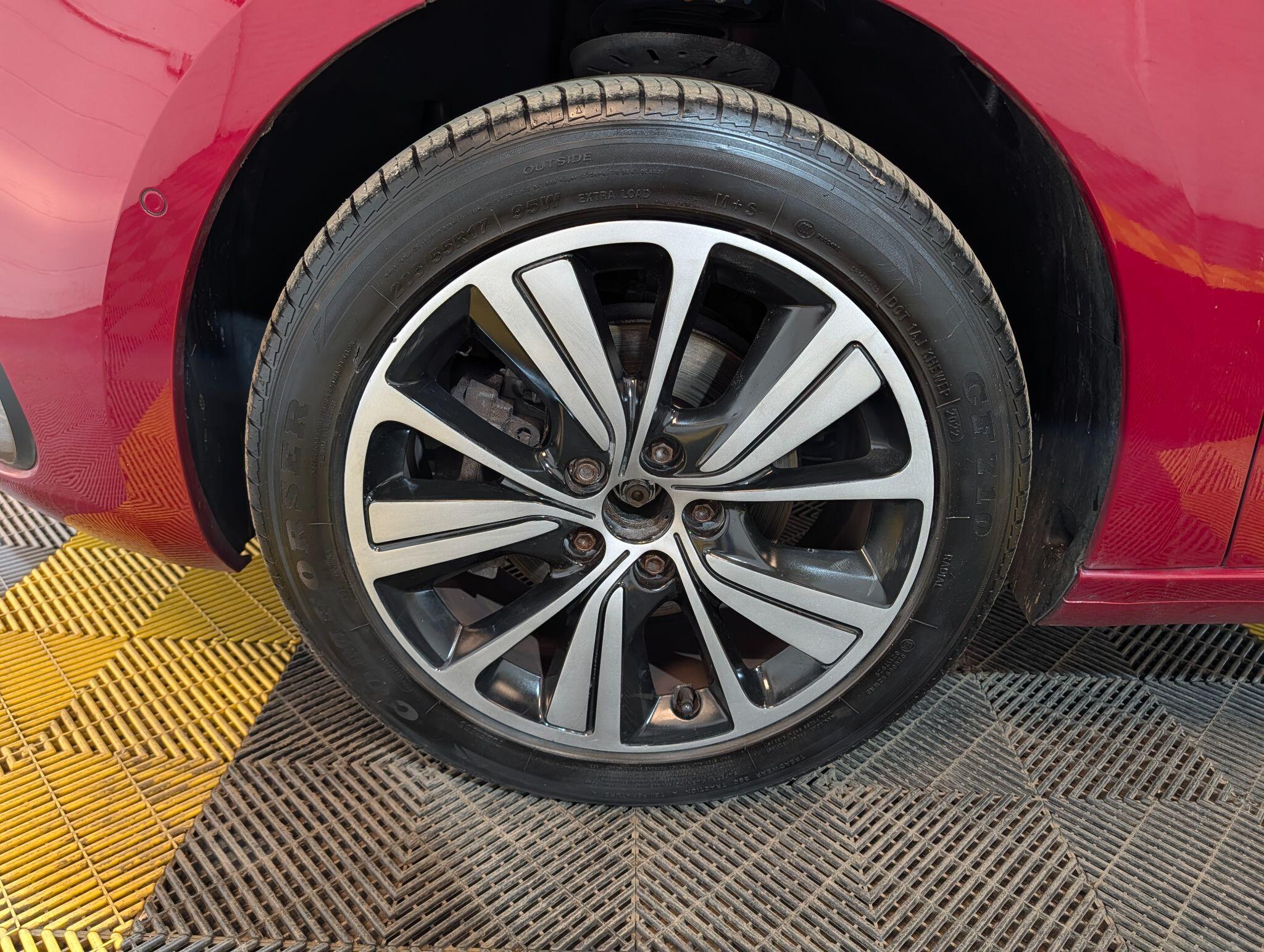 Citroen Grand C4 Picasso view 41