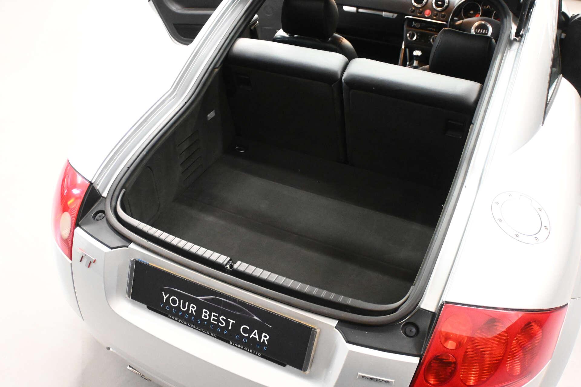 Audi TT view 77
