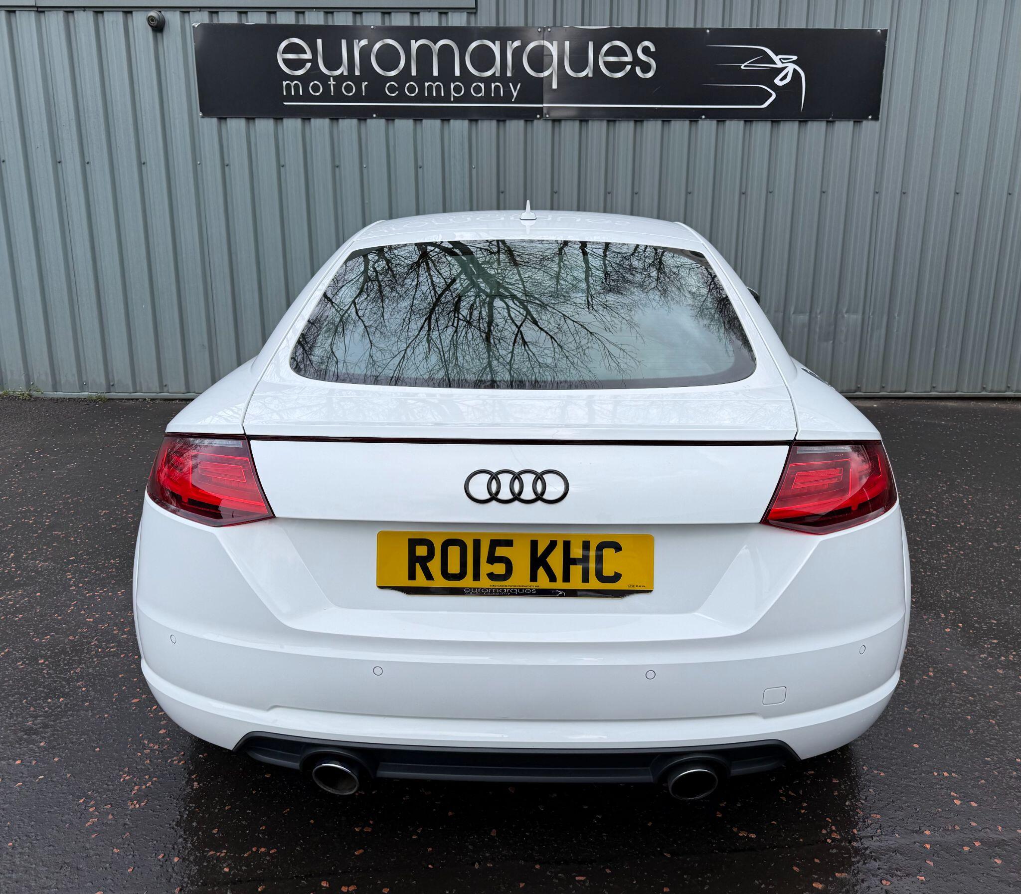 Audi TT view 5