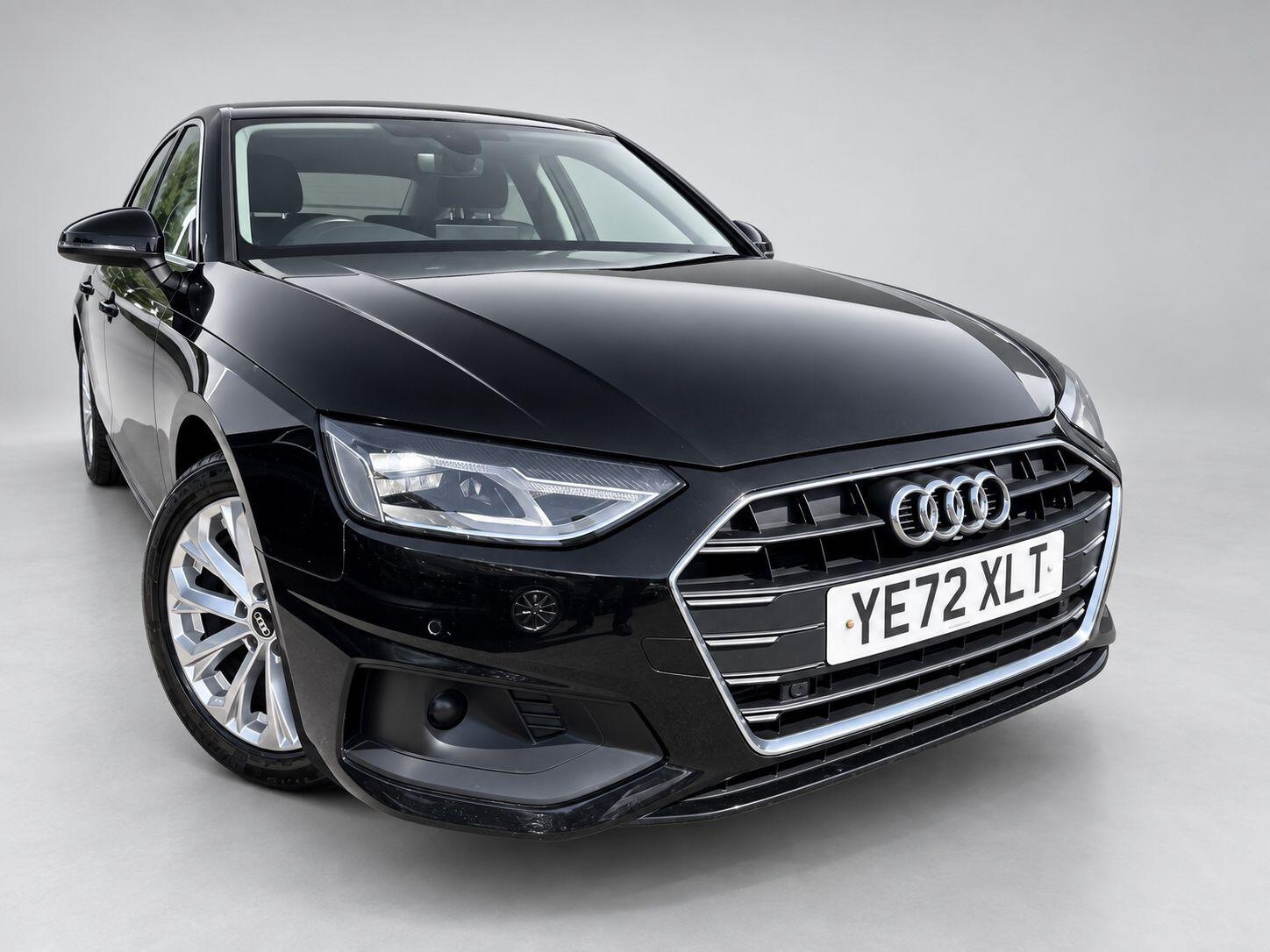 Audi A4 view 4