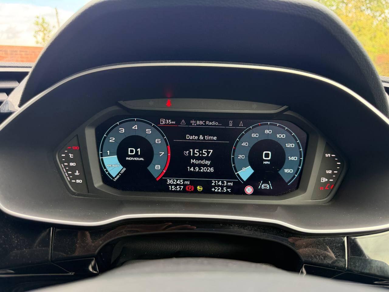 Audi Q3 view 52