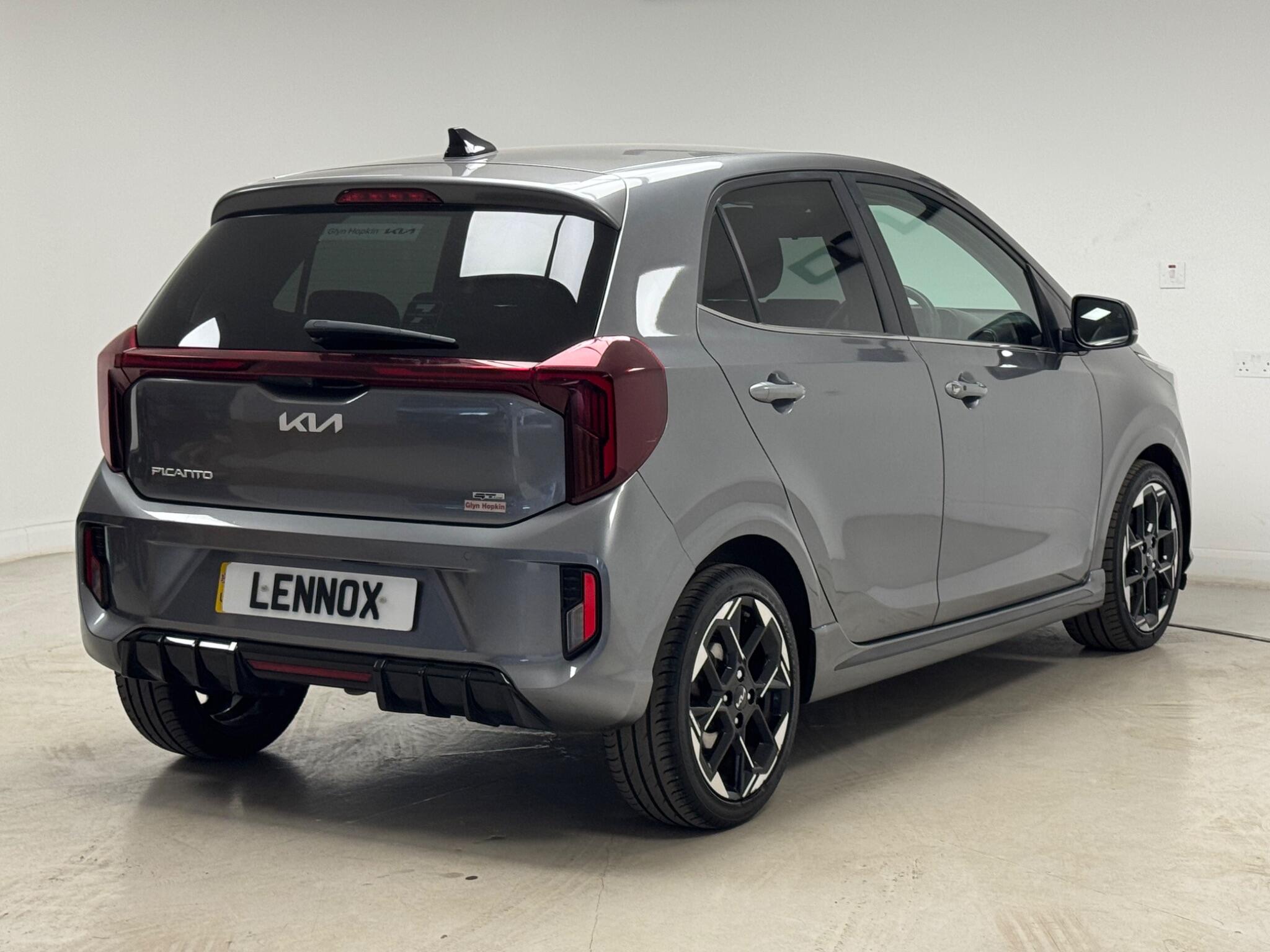 Kia Picanto view 6