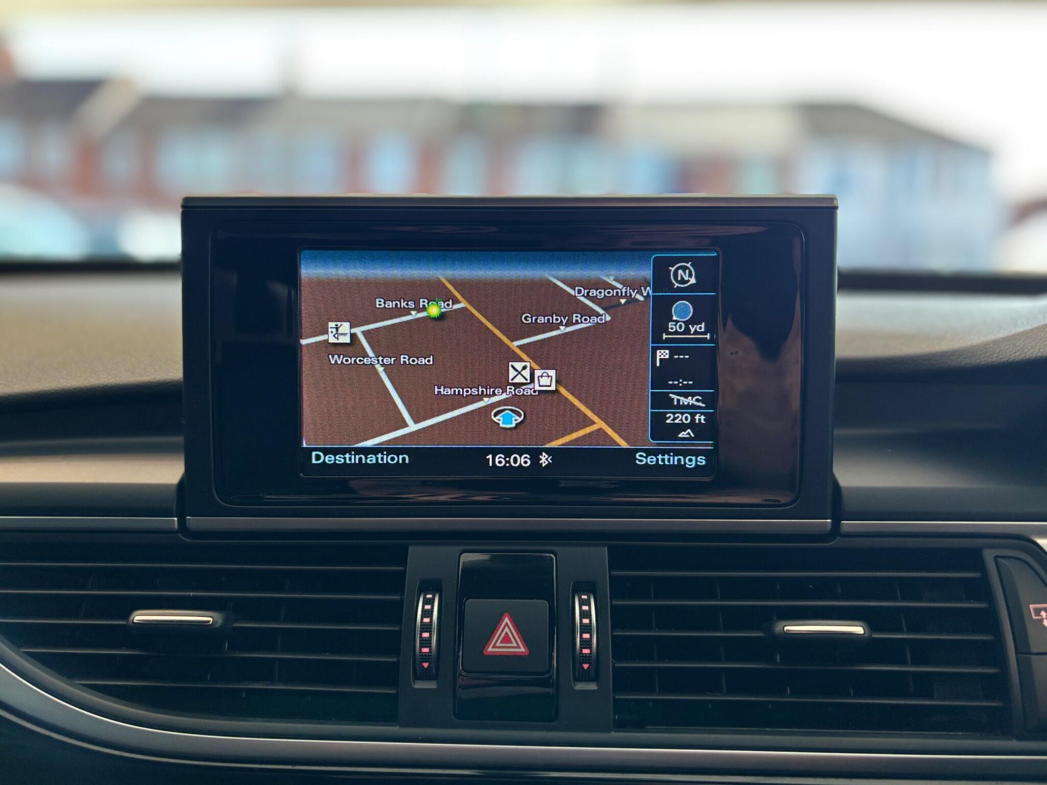 Audi A6 Saloon view 18