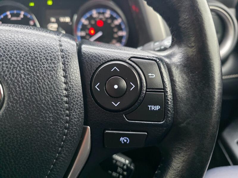 2016 Toyota RAV4 image 44
