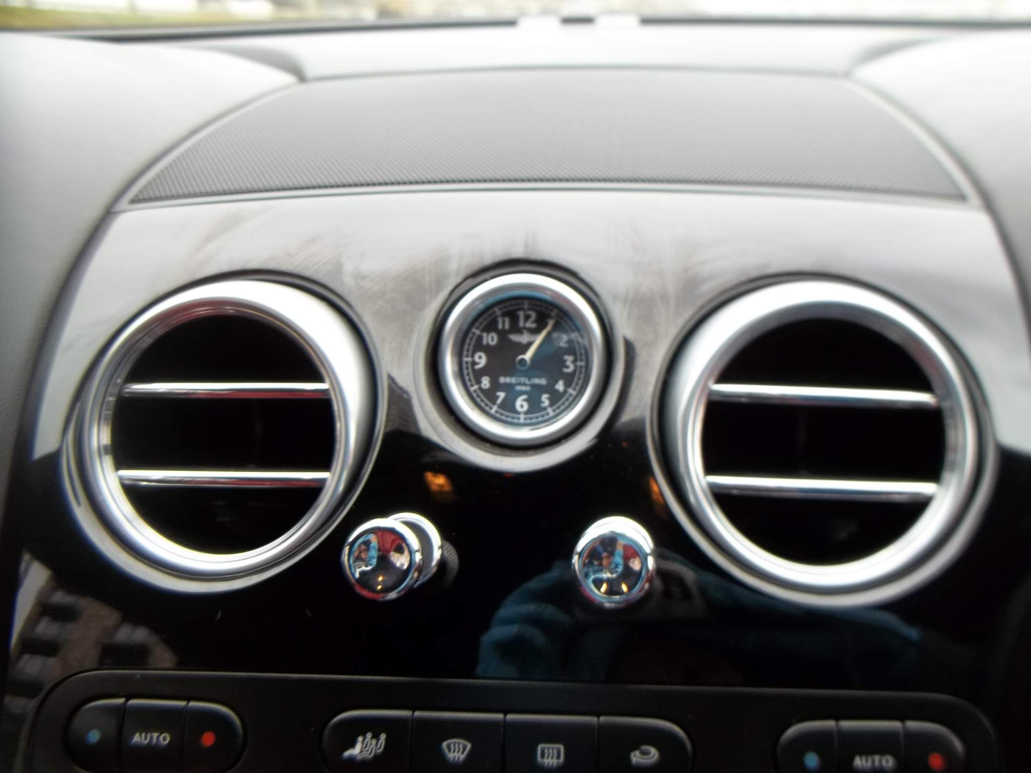 Bentley Continental view 17
