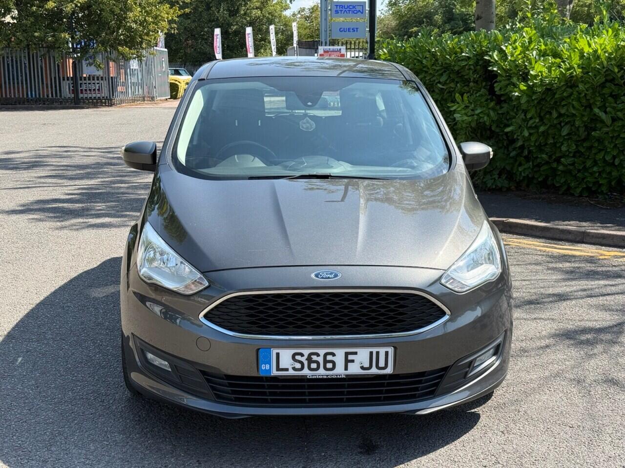 Ford C-Max view 2