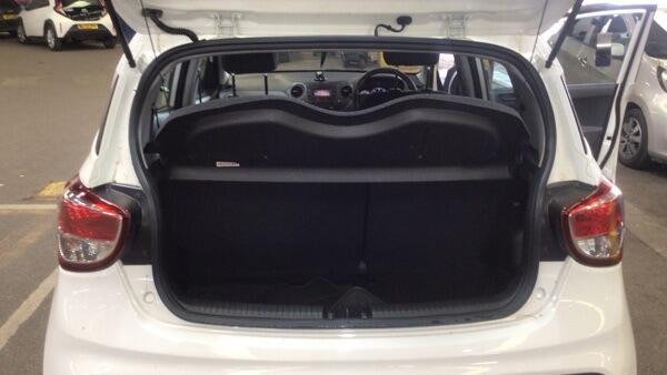 Hyundai I10 view 13