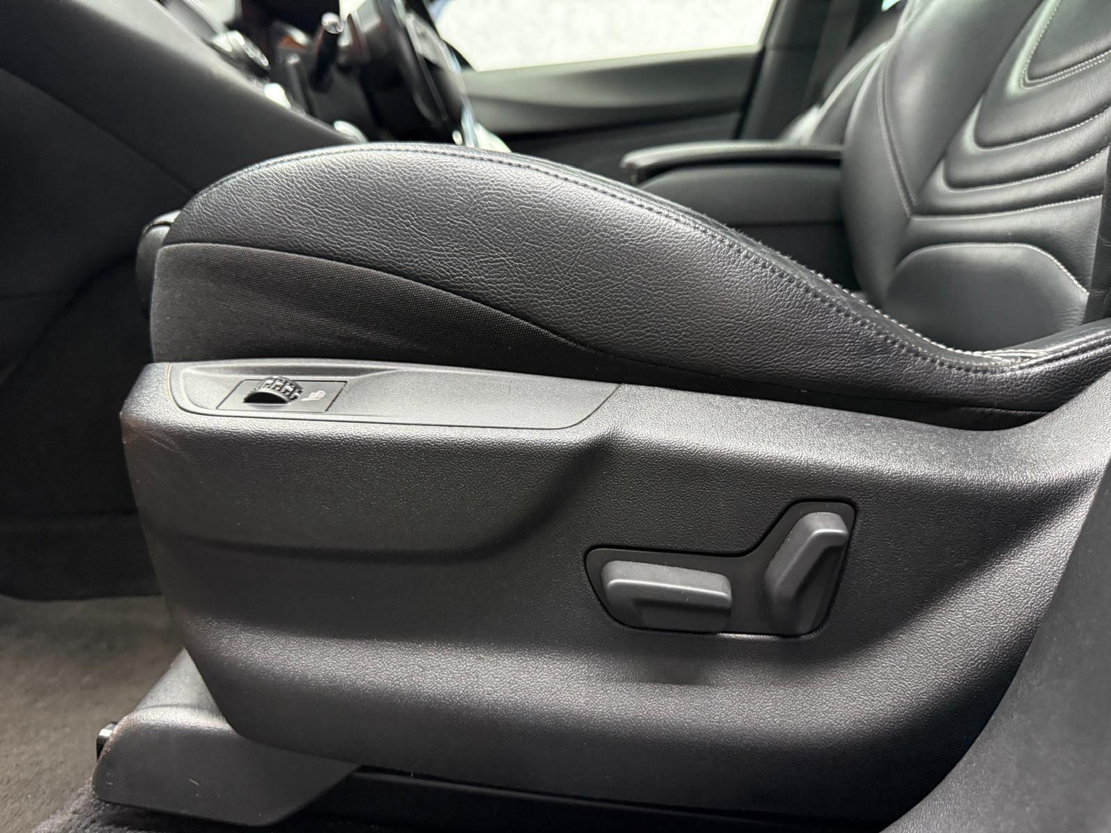 Citroen DS5 view 22