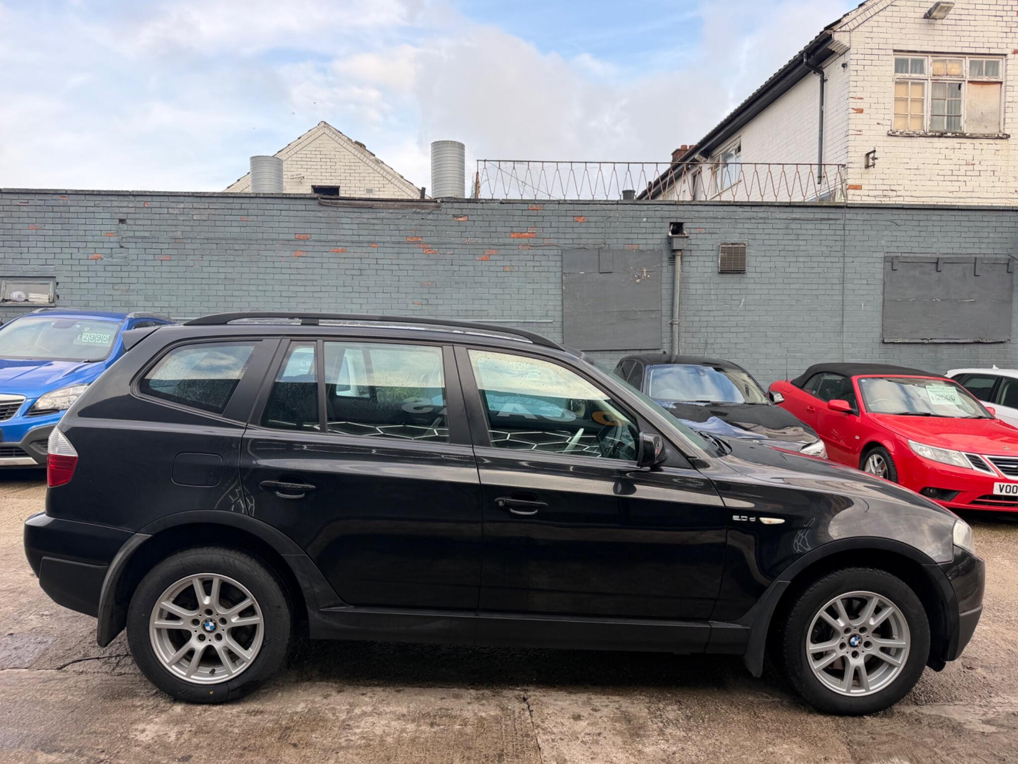 BMW X3 view 8