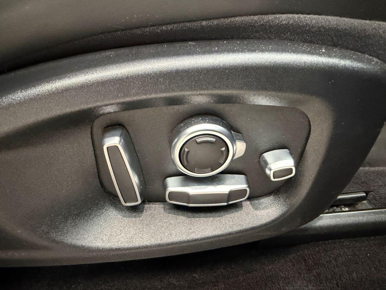 Jaguar E-Pace view 29