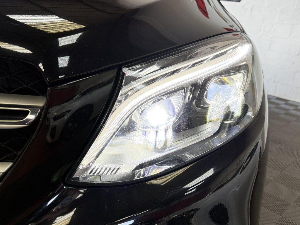 Mercedes-Benz Gle view 26