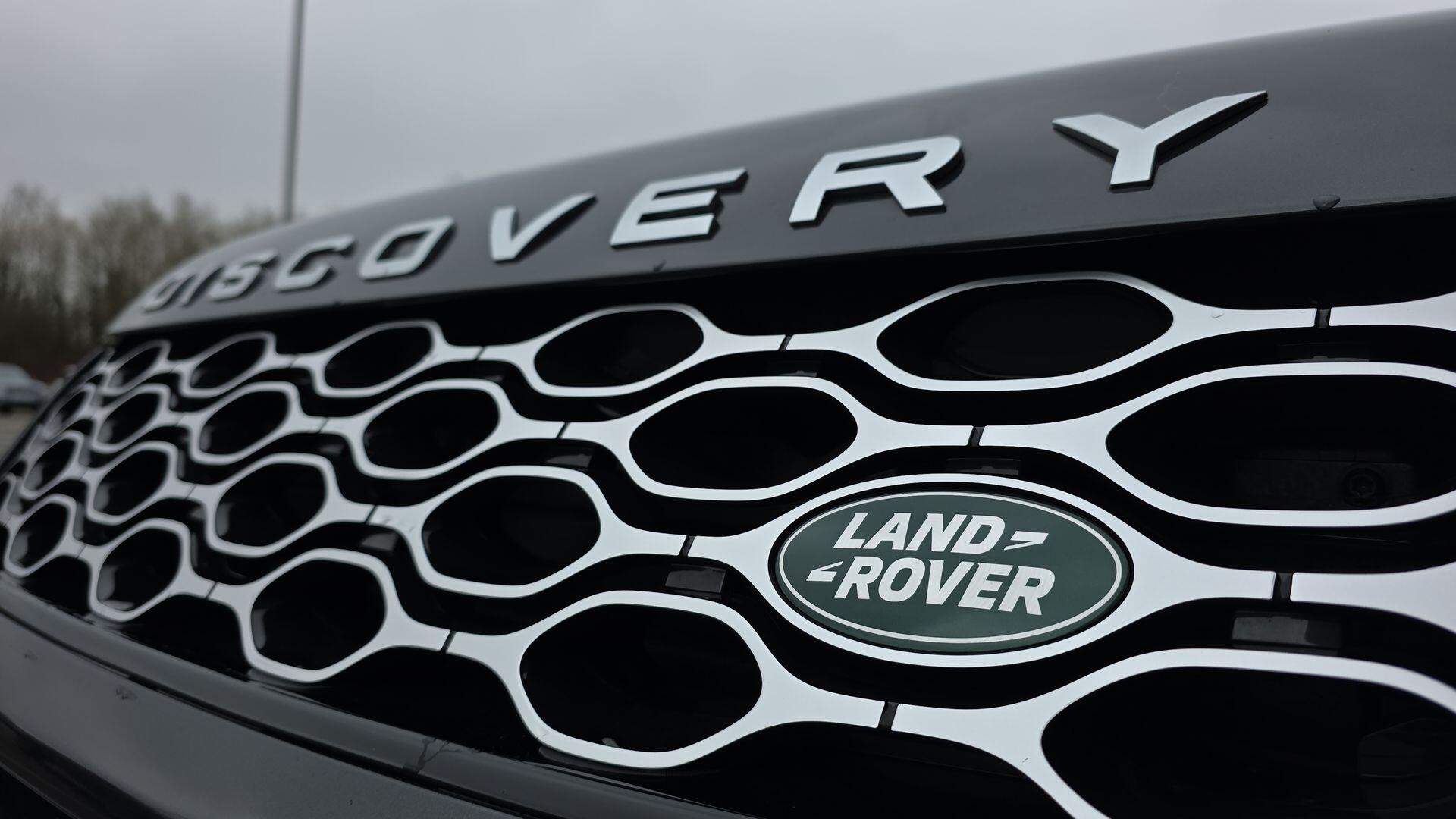 Land Rover Discovery Sport view 33