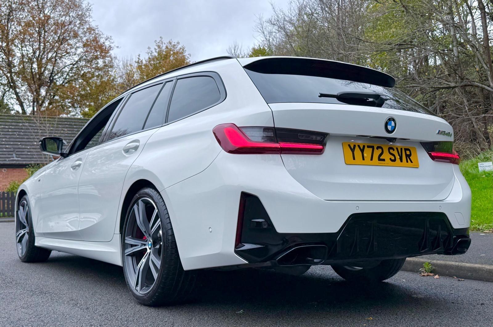 BMW 3 Series view 44