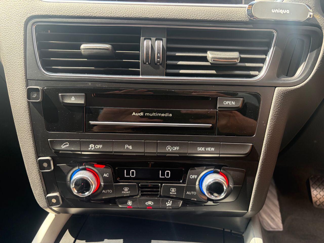 Audi Q5 view 26