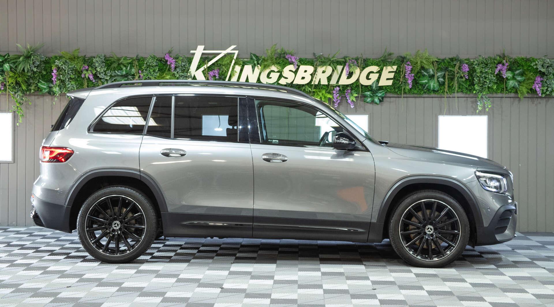 Mercedes-Benz GLB view 5