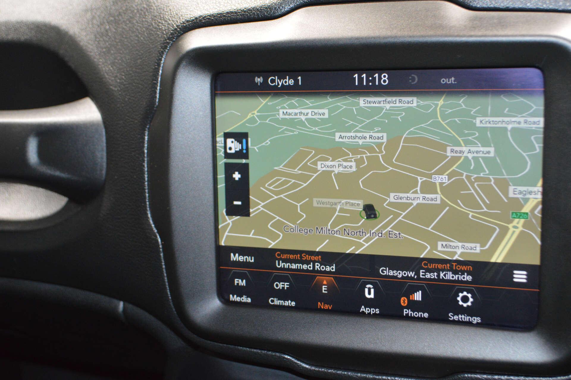 Jeep Renegade view 17