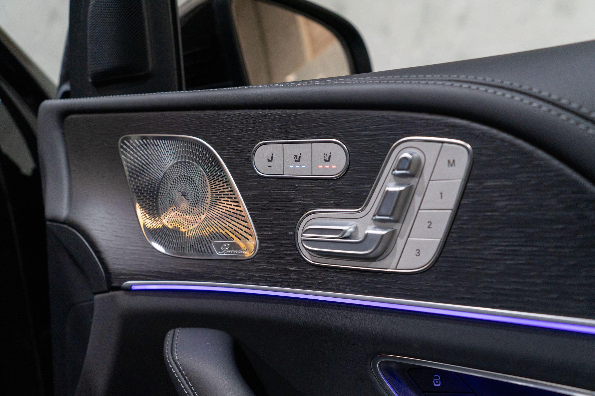 Mercedes-Benz GLS view 21