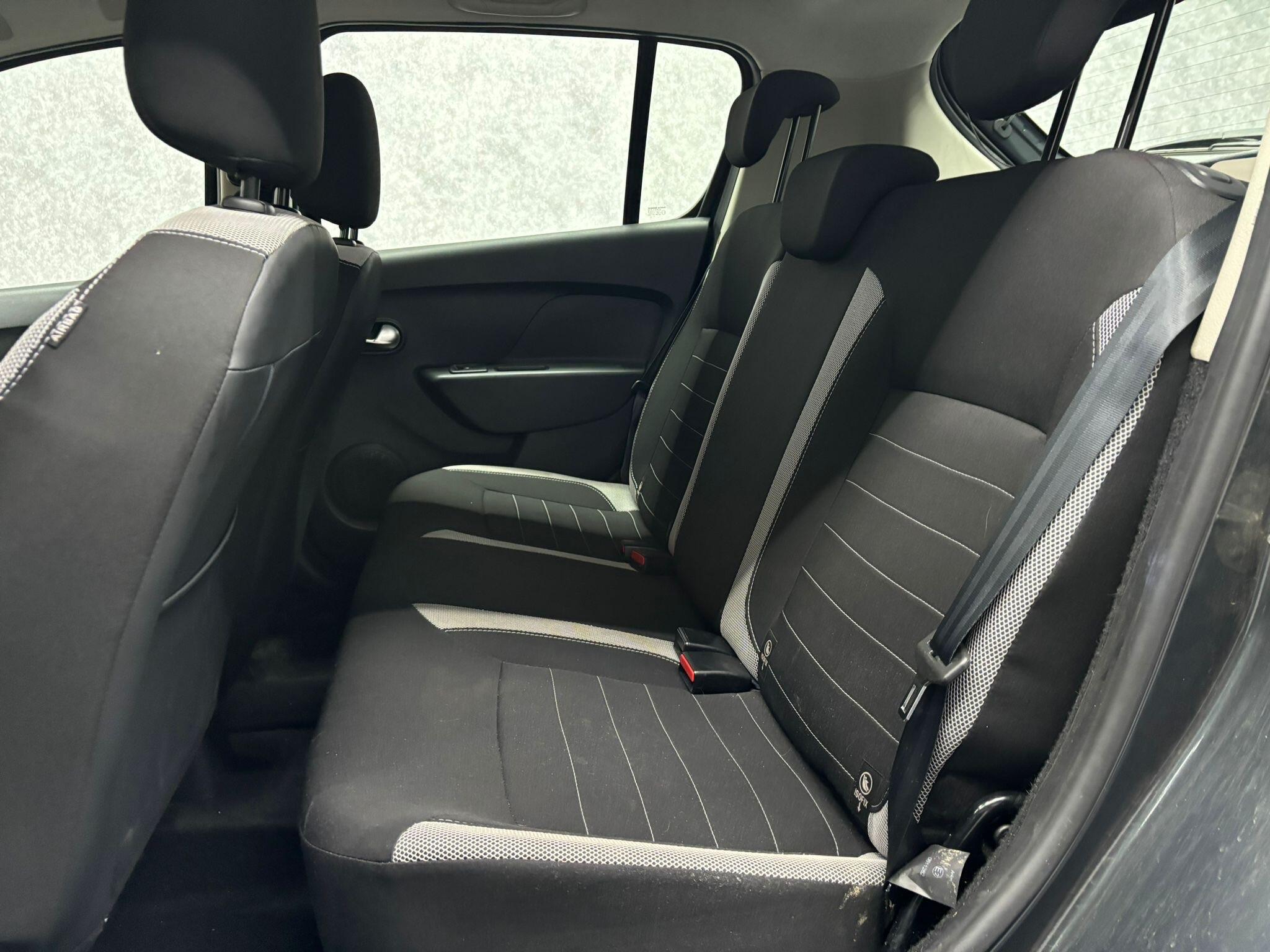 Dacia Sandero Stepway view 11