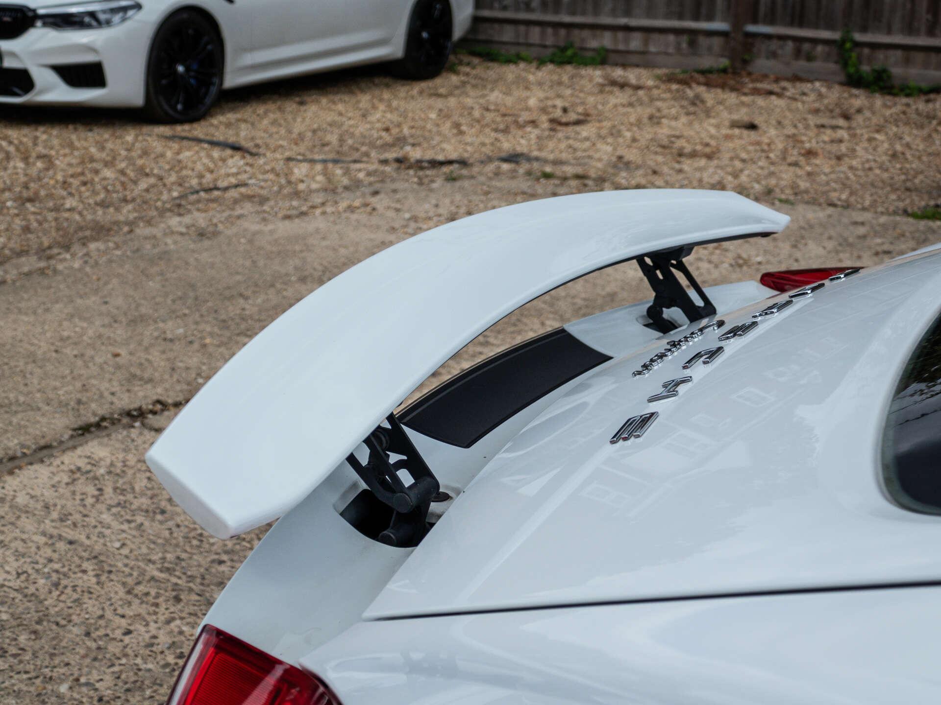 Porsche Cayman view 19