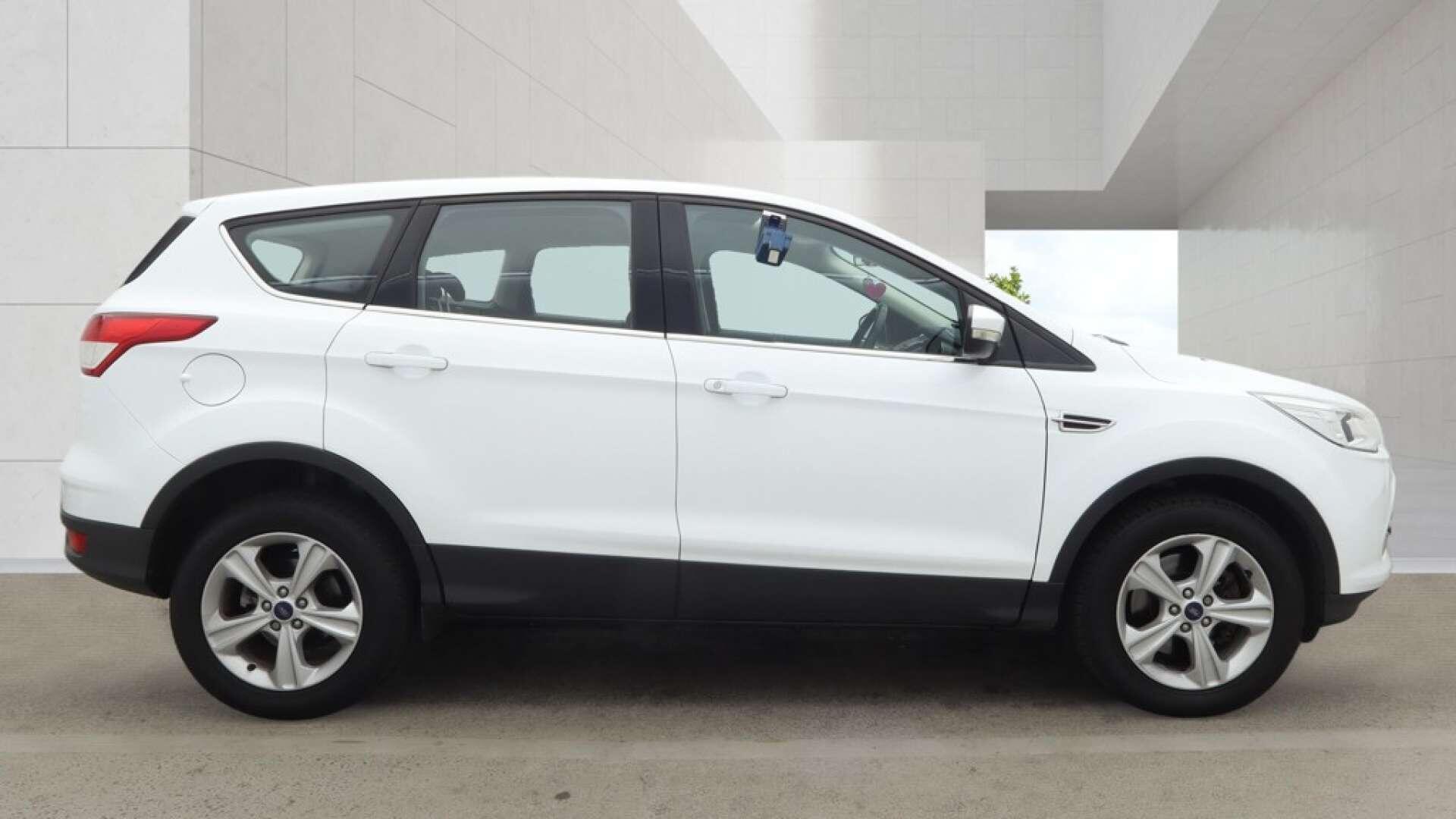 Ford Kuga view 10