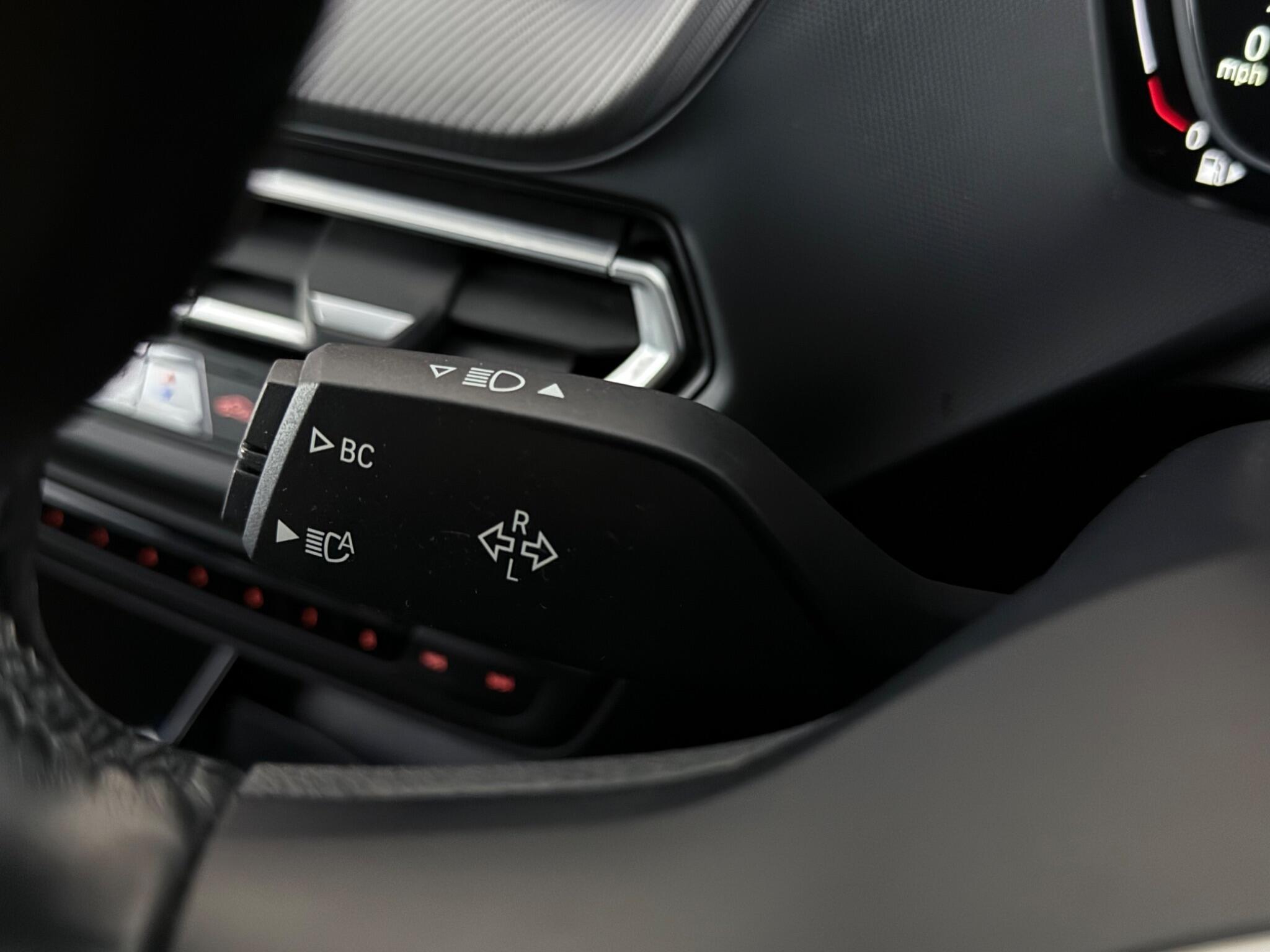 BMW 1 Series view 17