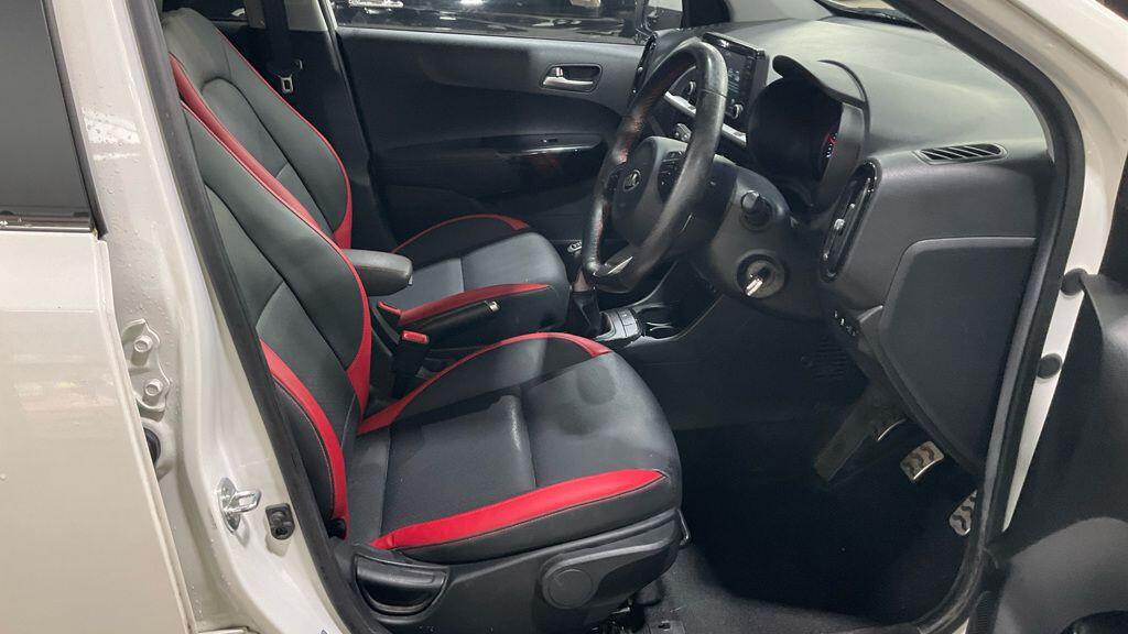 Kia Picanto view 2