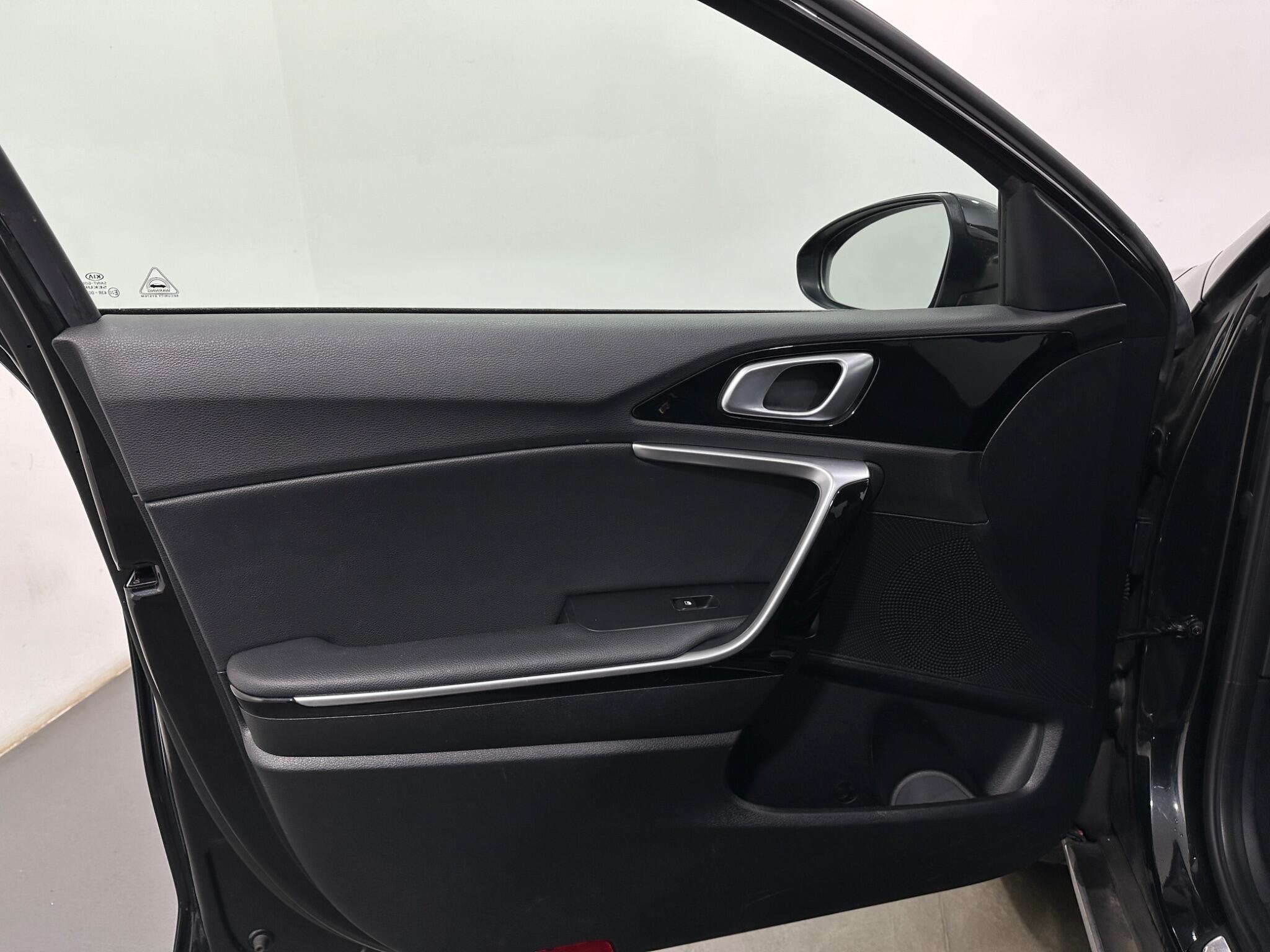 Kia XCeed view 35