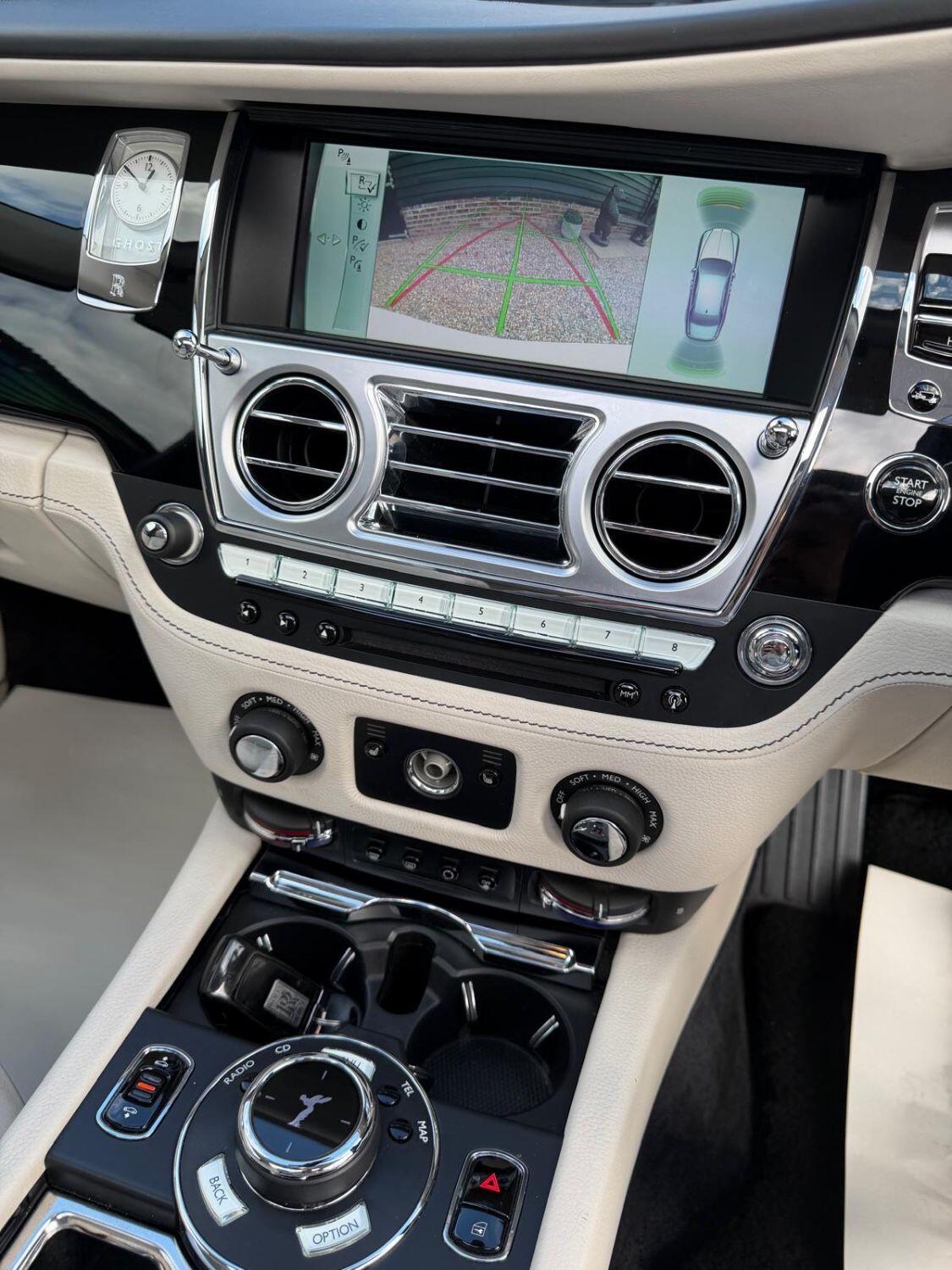 Rolls-Royce Ghost view 17