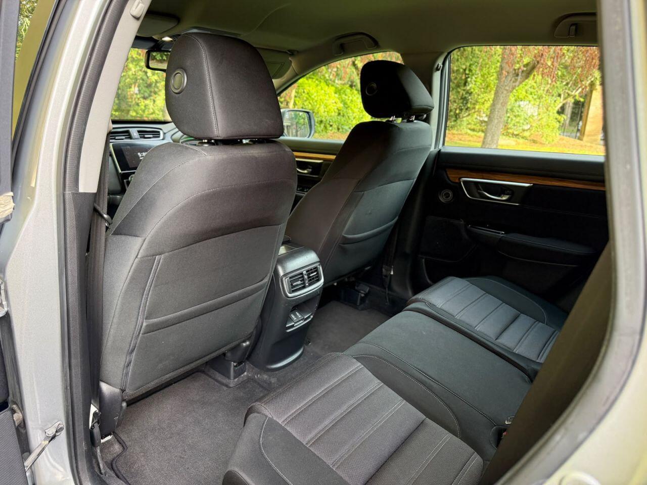 Honda CR-V view 9