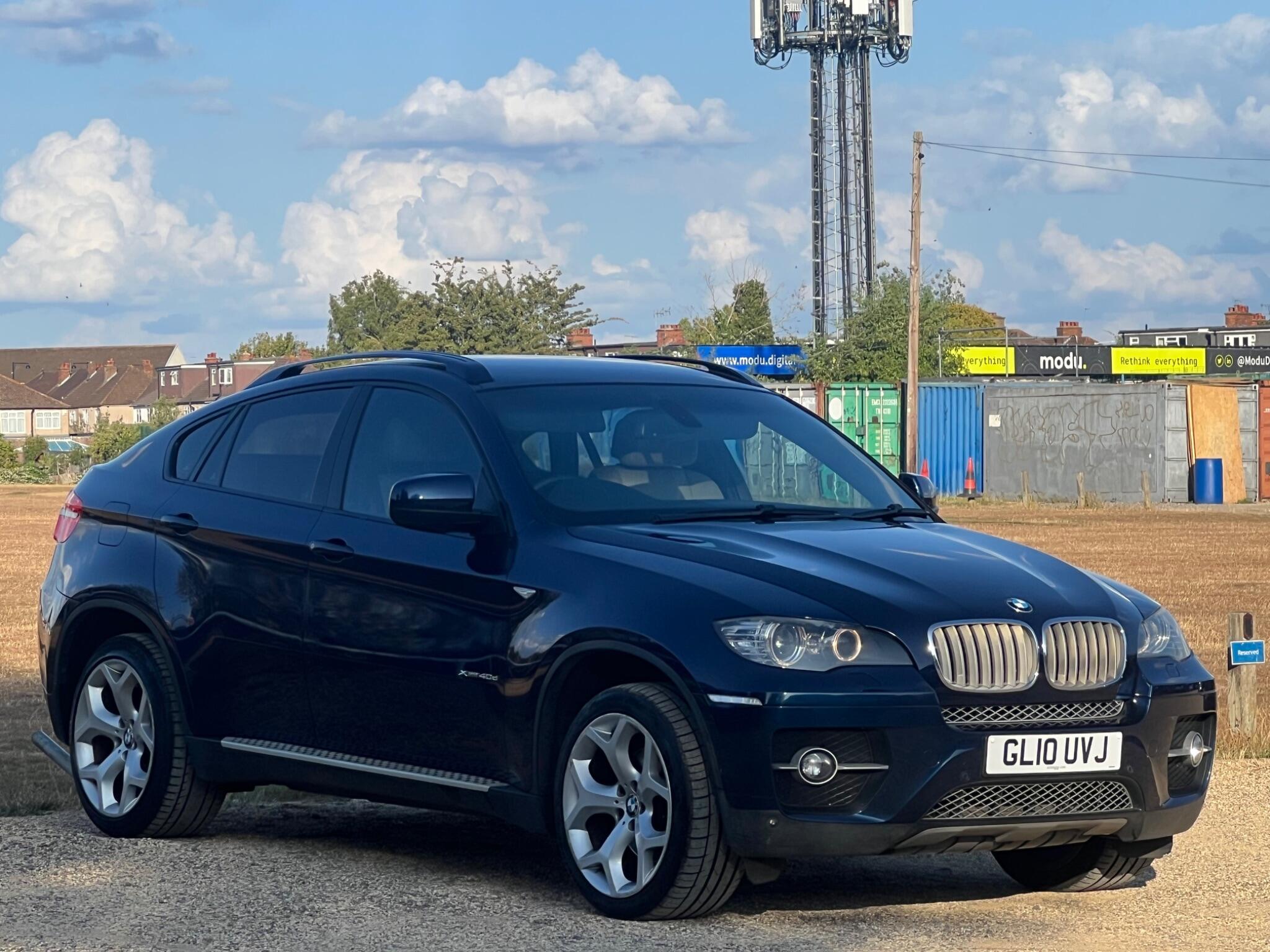 BMW X6 view 3