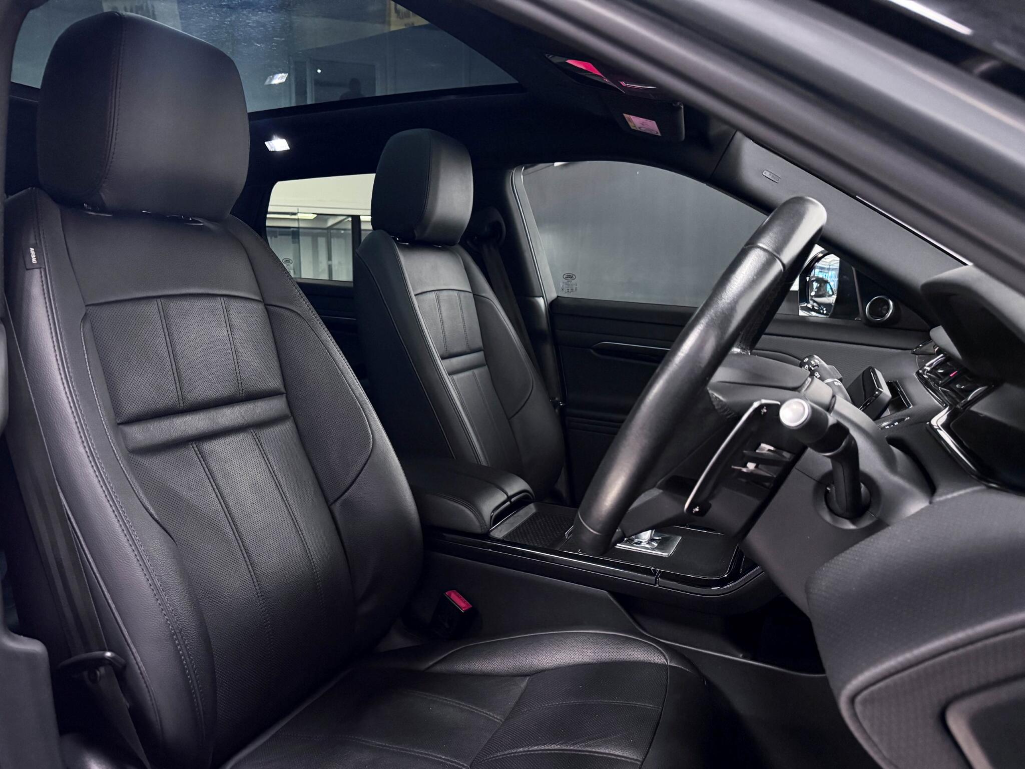 Land Rover Range Rover Evoque view 21