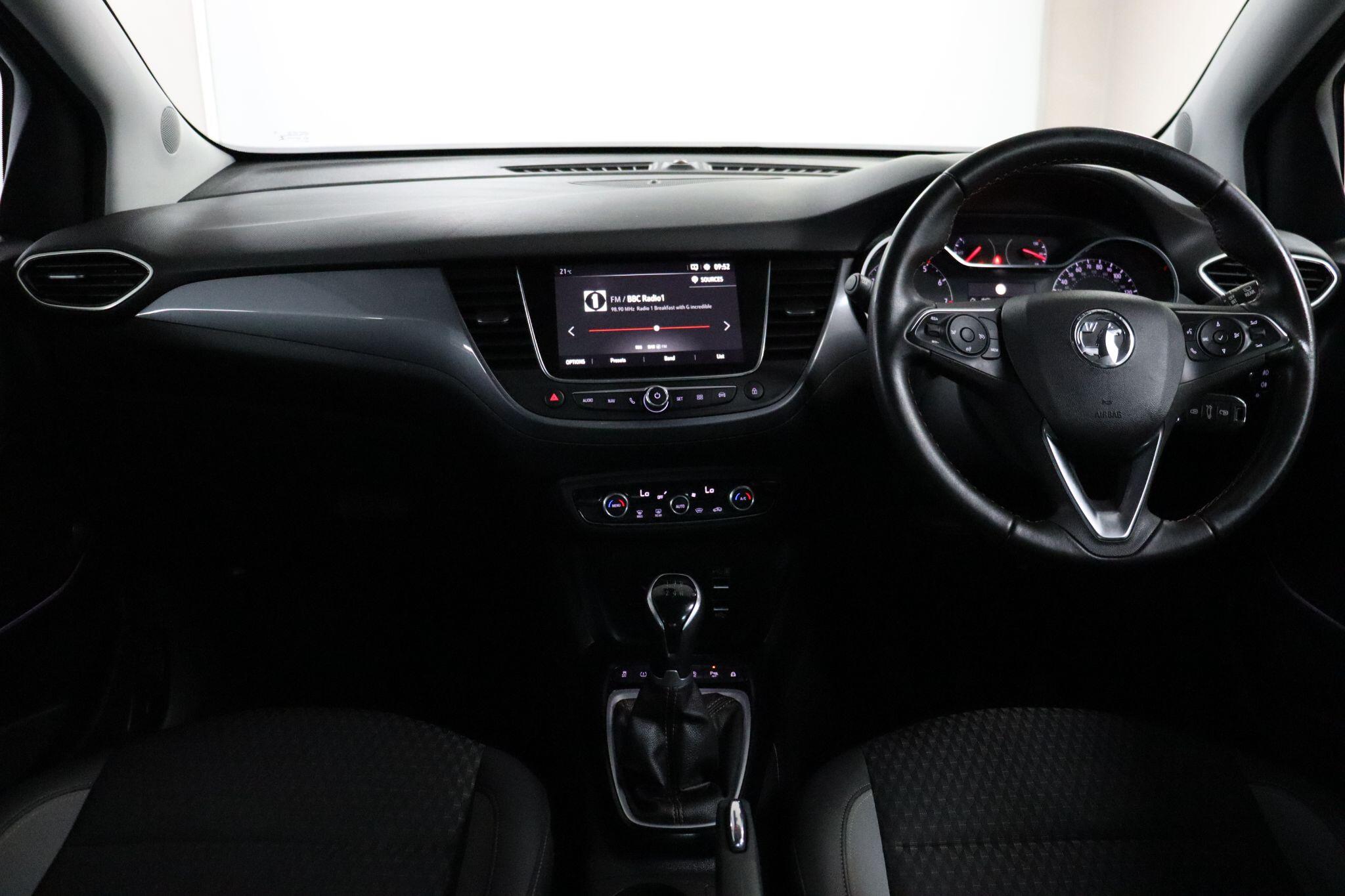 Vauxhall Crossland X view 40