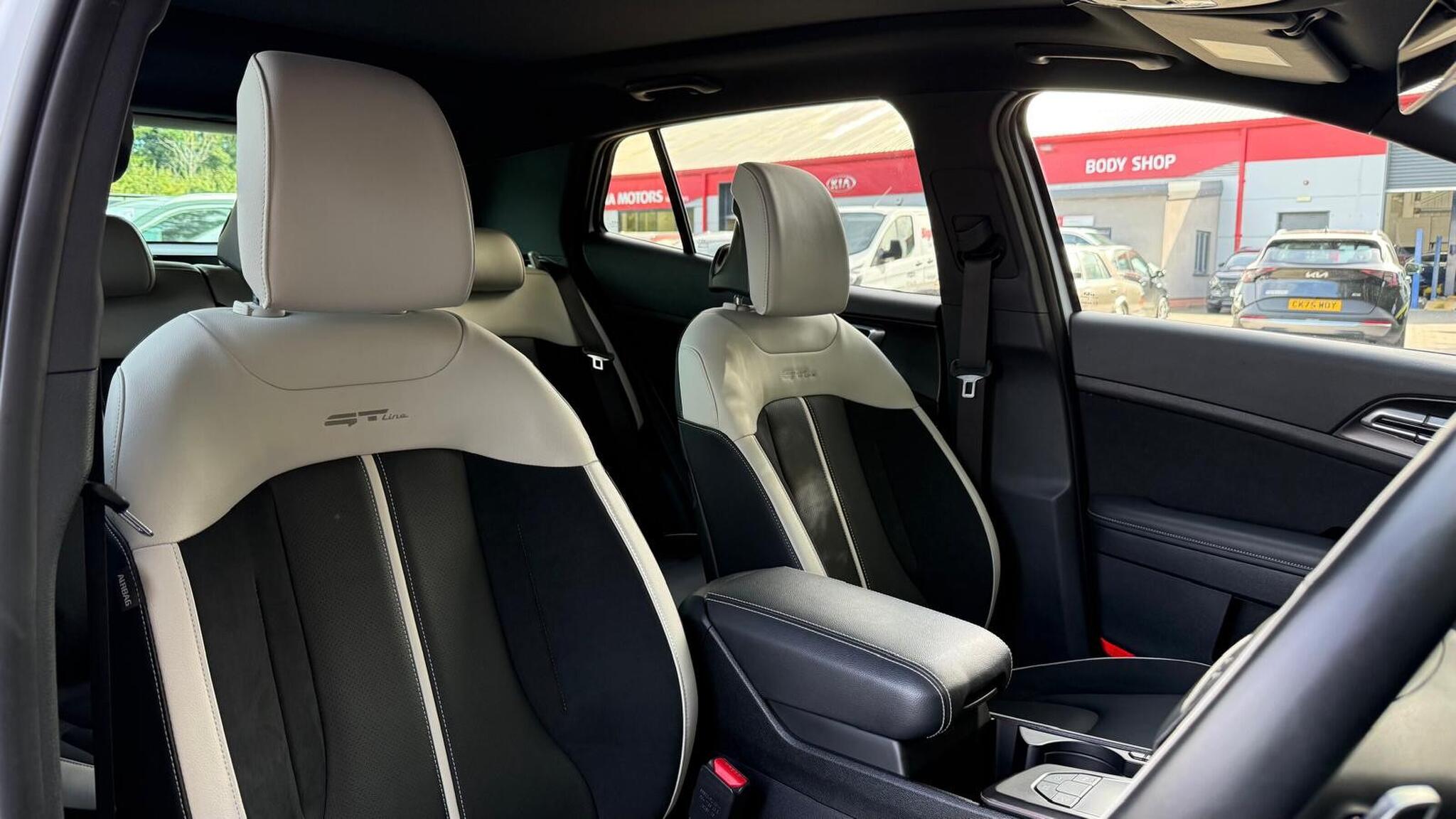 Kia Sportage view 23