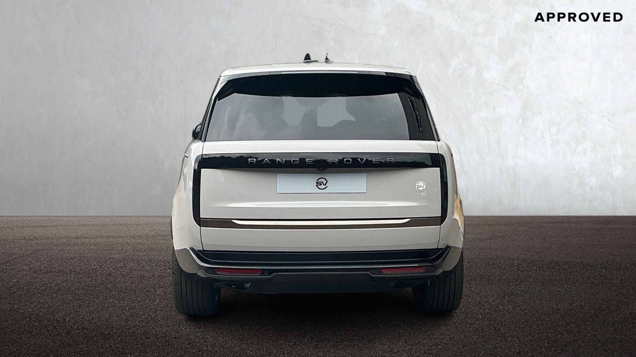 Land Rover Range Rover view 4