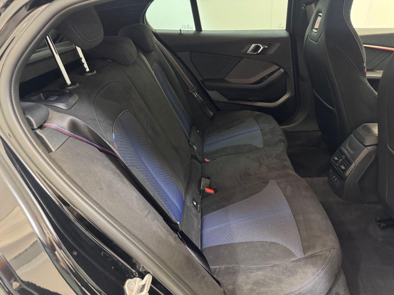 BMW 1 Series view 73
